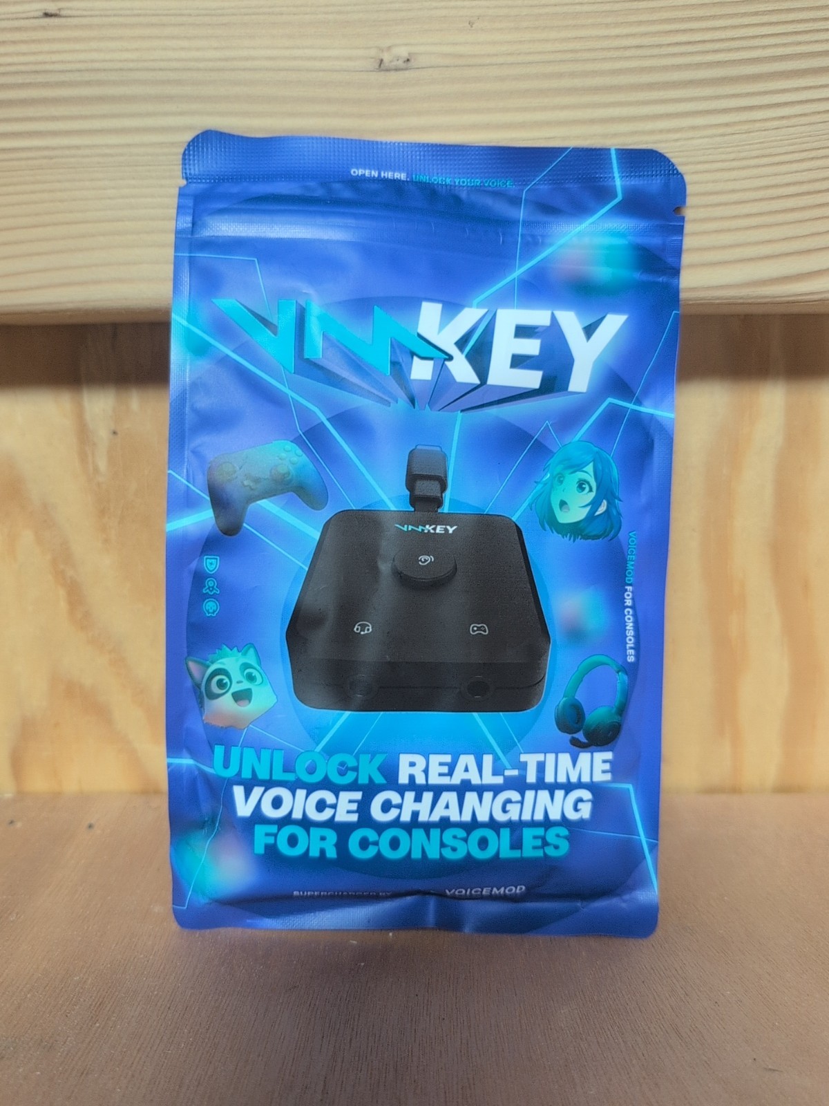 Key VMKey Real-Time AI Voice Changer and Soundboard for Gaming Consoles Voicemod