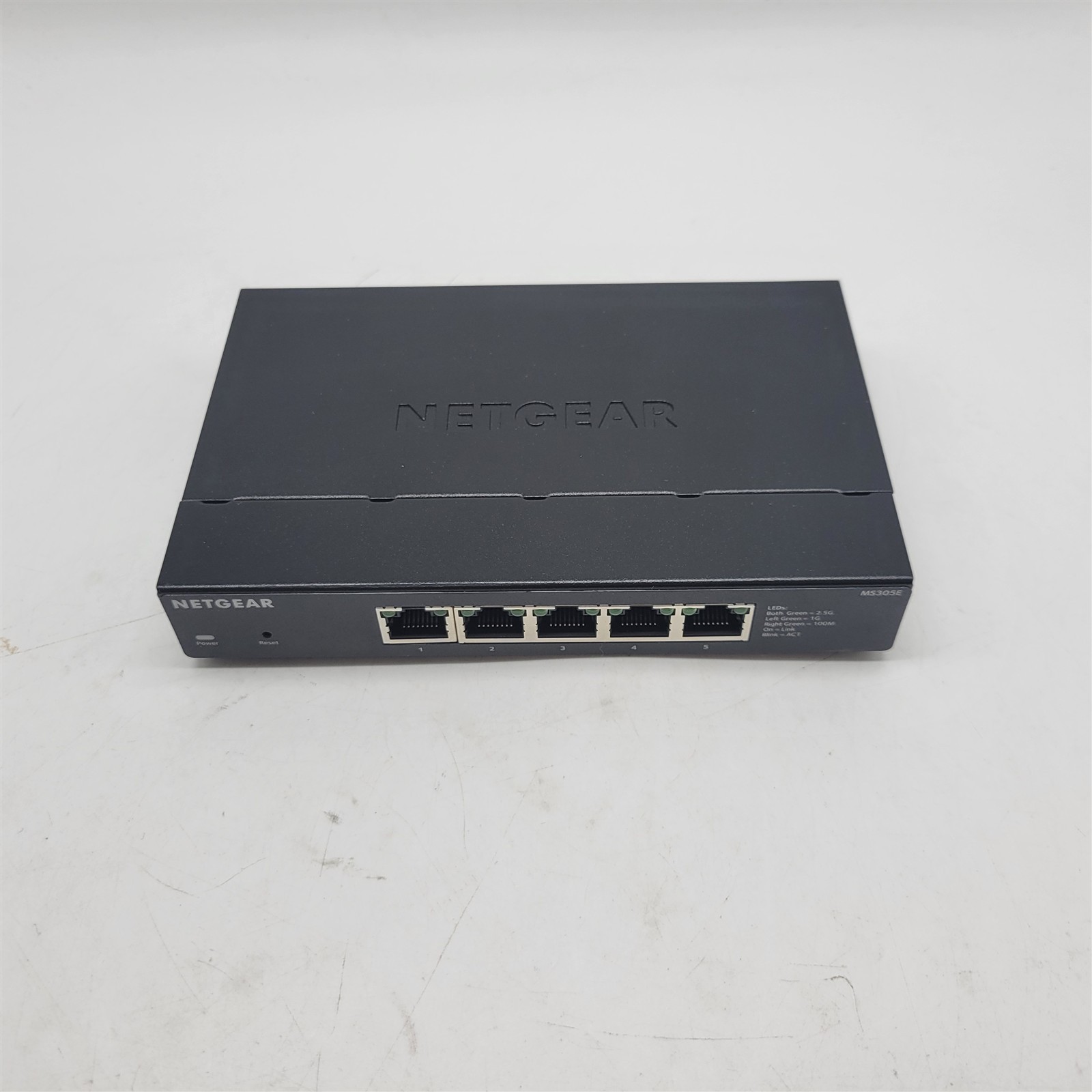 NETGEAR 5-Port 2.5G Multi-Gig Ethernet Easy Smart Managed Switch MS305E-100NAS
