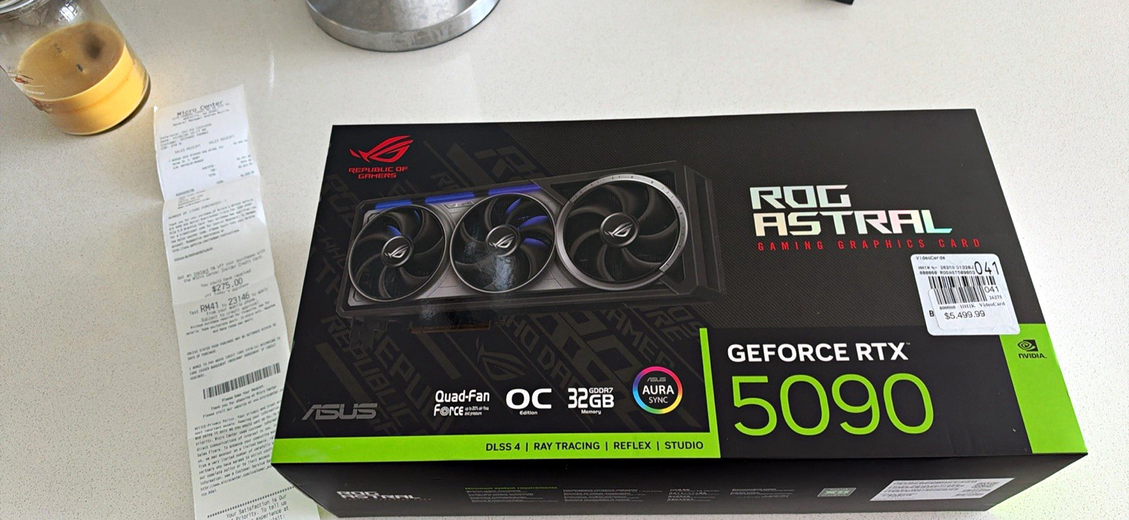 ASUS ROG Astral NVIDIA GeForce RTX 5090 OC 32GB GDDR7 RGB HDMI/DP