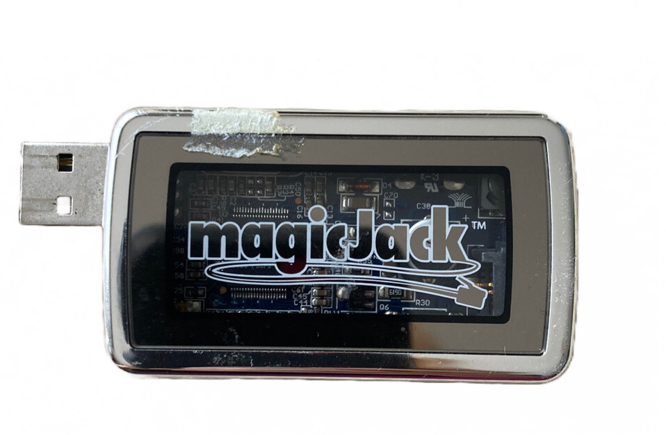 MAGIC JACK ORIGINAL A921 PC USB VoIP Phone Local Long Distance Telephone Calling