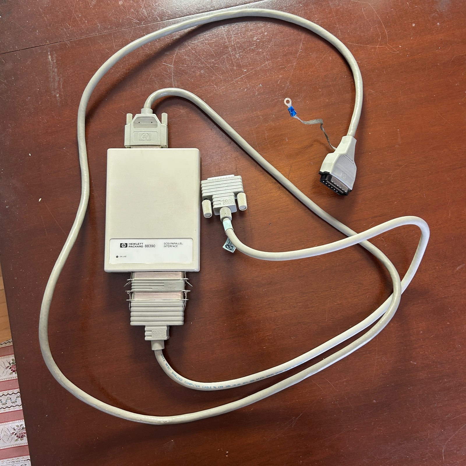 HP Hewlett Packard 88390 SCSI / Parallel Interface With Cords Adaptors Rare