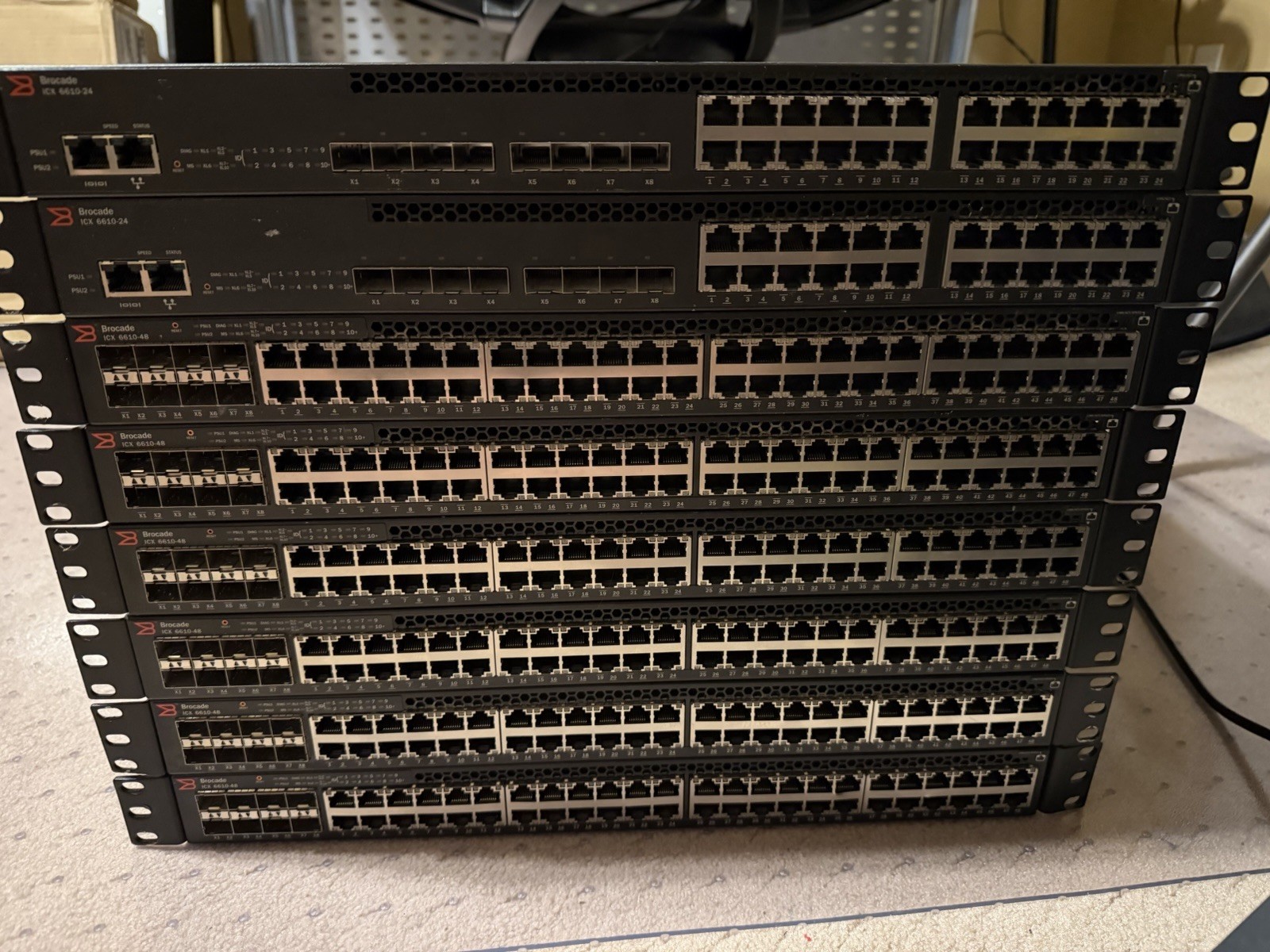 Lot 8x ICX6610-48: Ruckus/Brocade Ethernet Switch w/2x AC power supplies