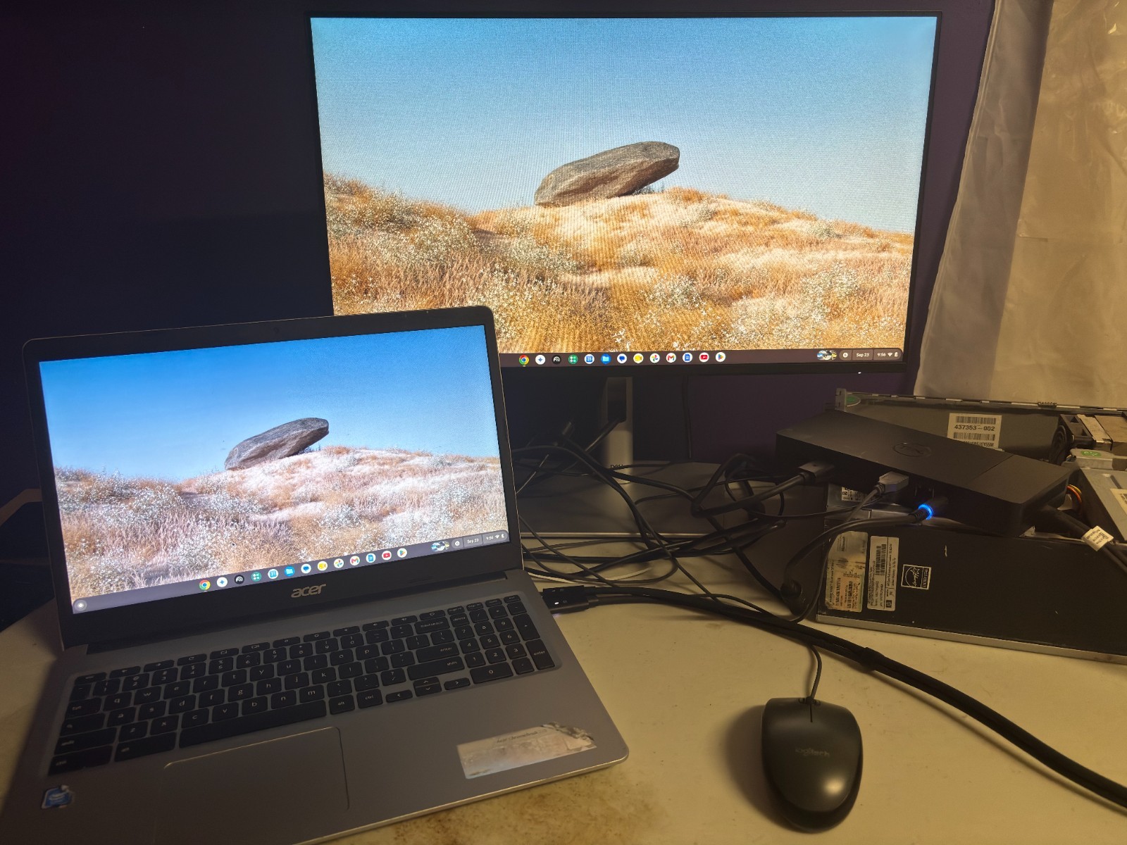Dell WD19DC Dual USB Type-C  Docking Station + 240W Adapter