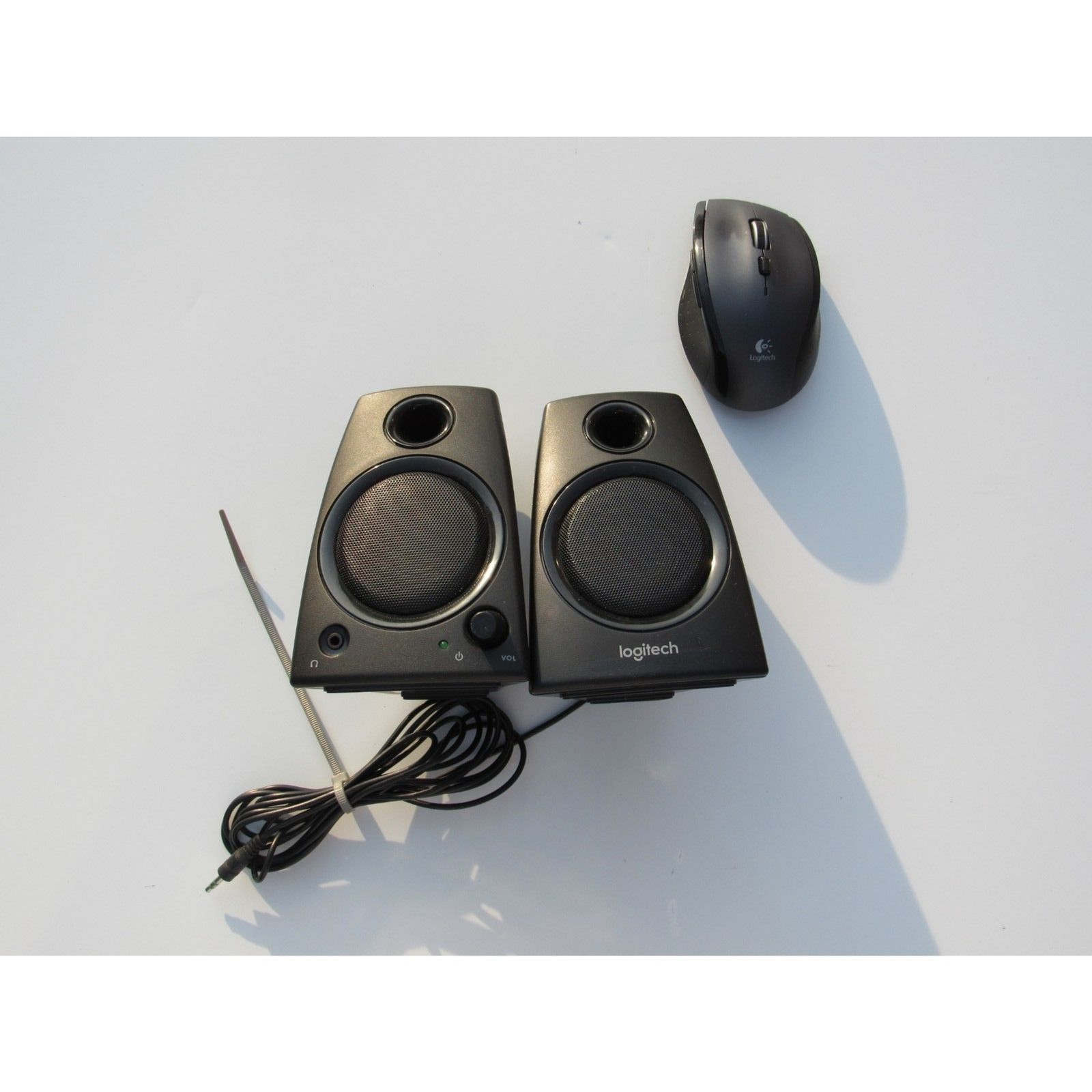 Logitech Z130 2.0 Stereo Multimedia Computer Speakers & Marathon M705 Mouse