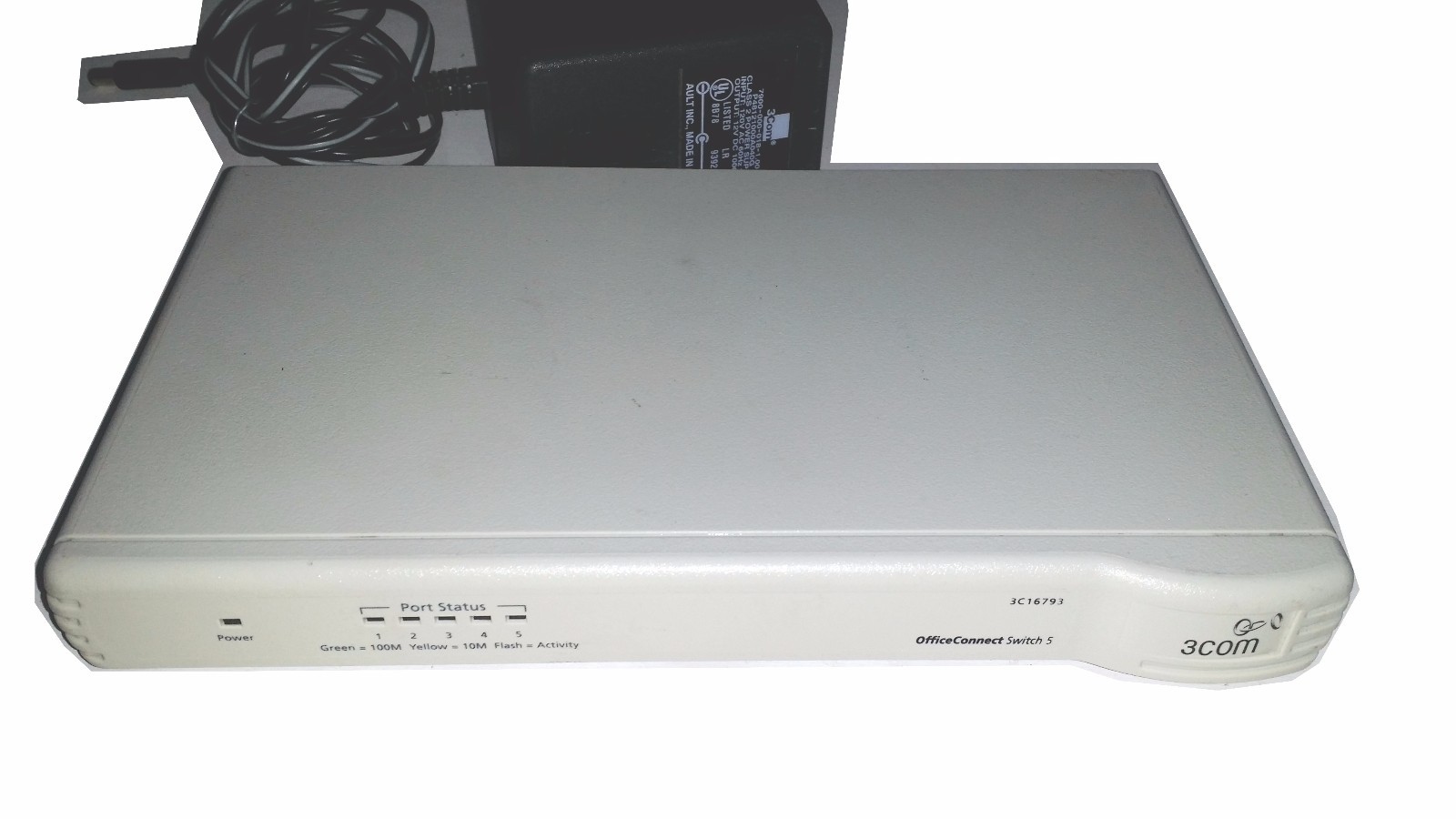 3Com OfficeConnect Switch 5 (3C16793) 5-Ports External Switch with Power Supply