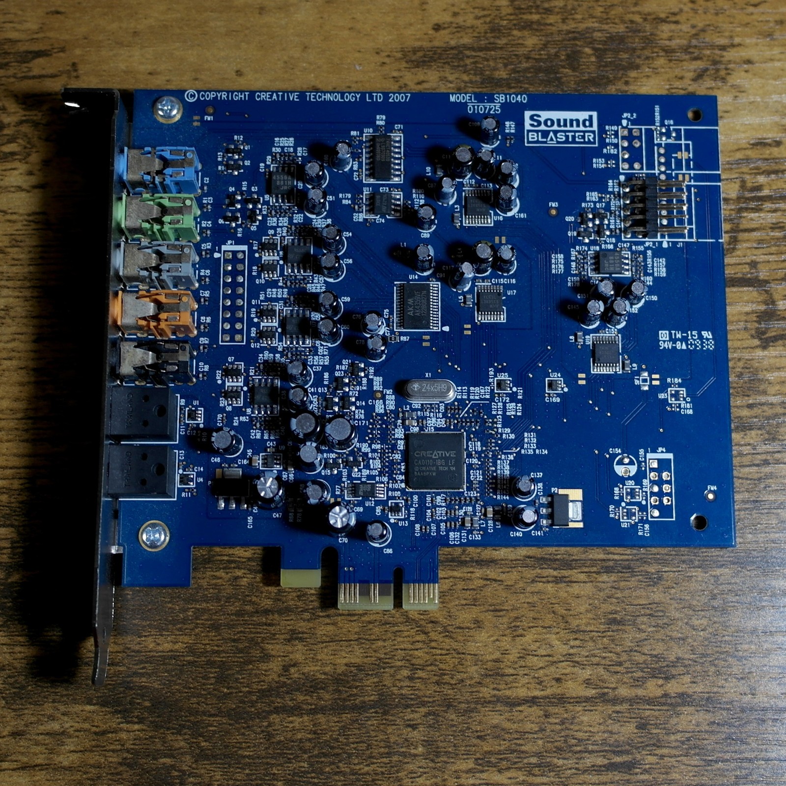 Creative Labs SB1040 Sound Blaster X-Fi Xtreme 7.1 PCIe Sound Card