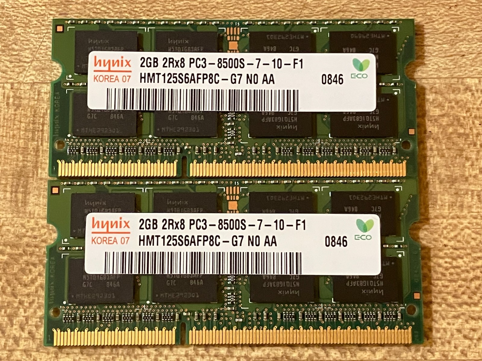 Gently Used Hynix 4GB Ram Kit PC3-8500S Notebook Ram