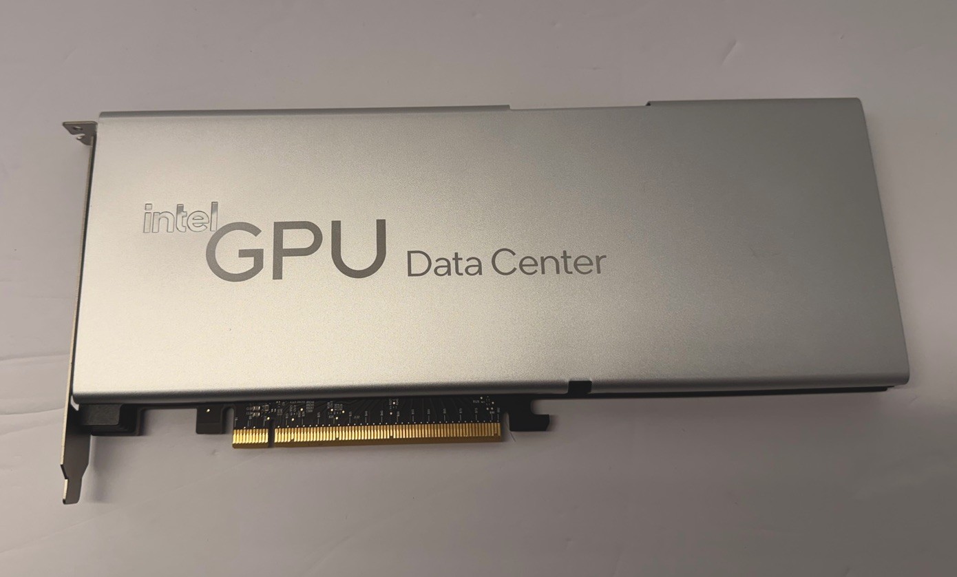 1PCS Intel FLEX 170 16GB GDDR6 Tenser Core AI Accelerator Graphics Card AICATSM1