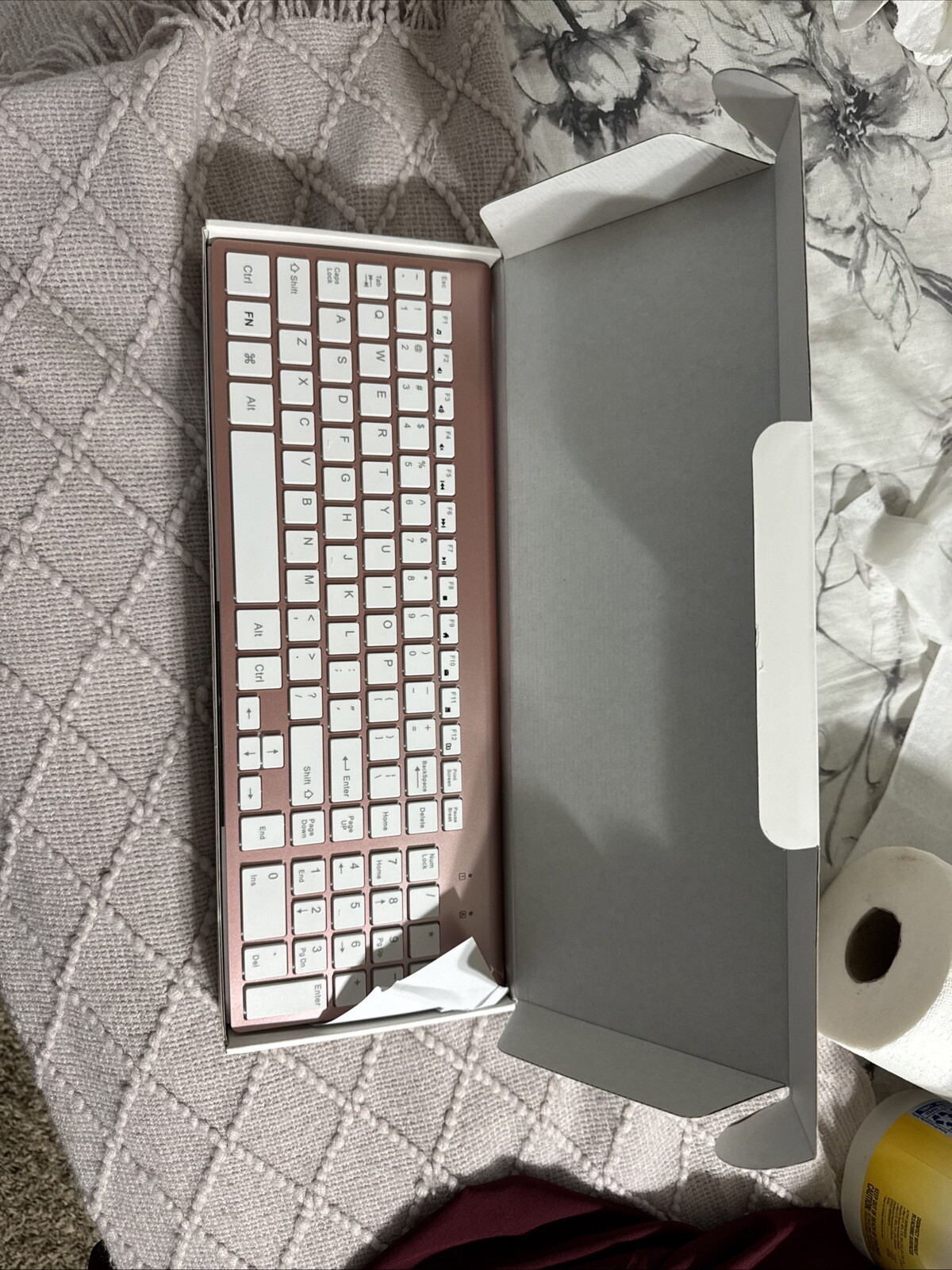 JOYACCESS Wireless Keyboard 2.4G Slim and Compact Wireless Keyboard Mouse Combo