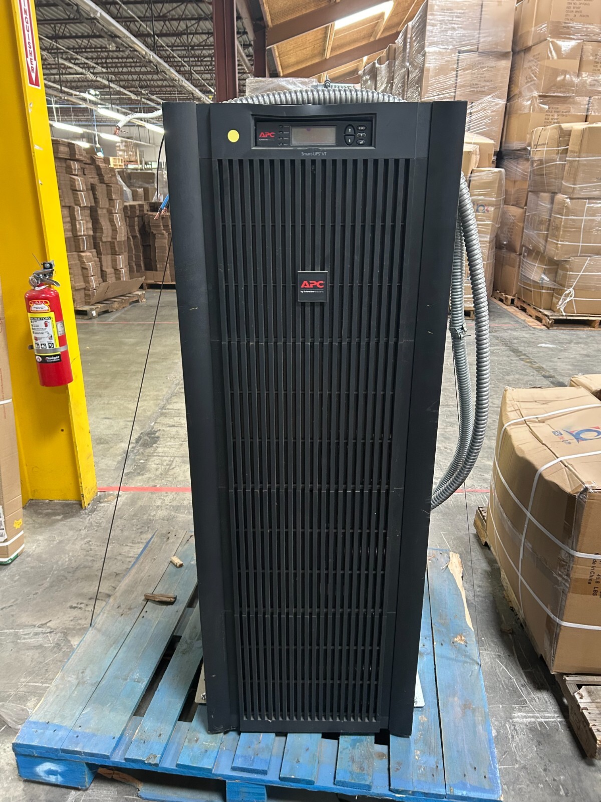 APC SUVTPF30KB4F Smart-UPS VT