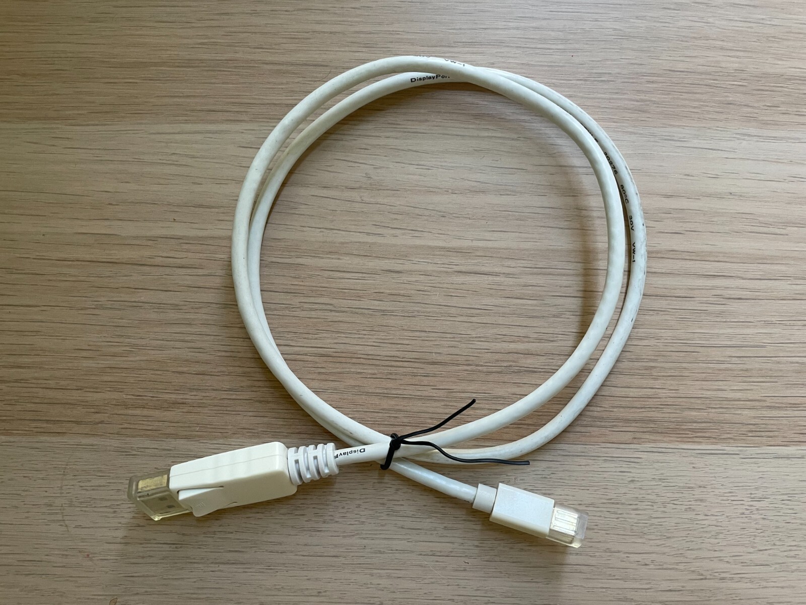 3' Mini DisplayPort to DisplayPort Cable Male/Male E342987 9U AWM GoldPlated