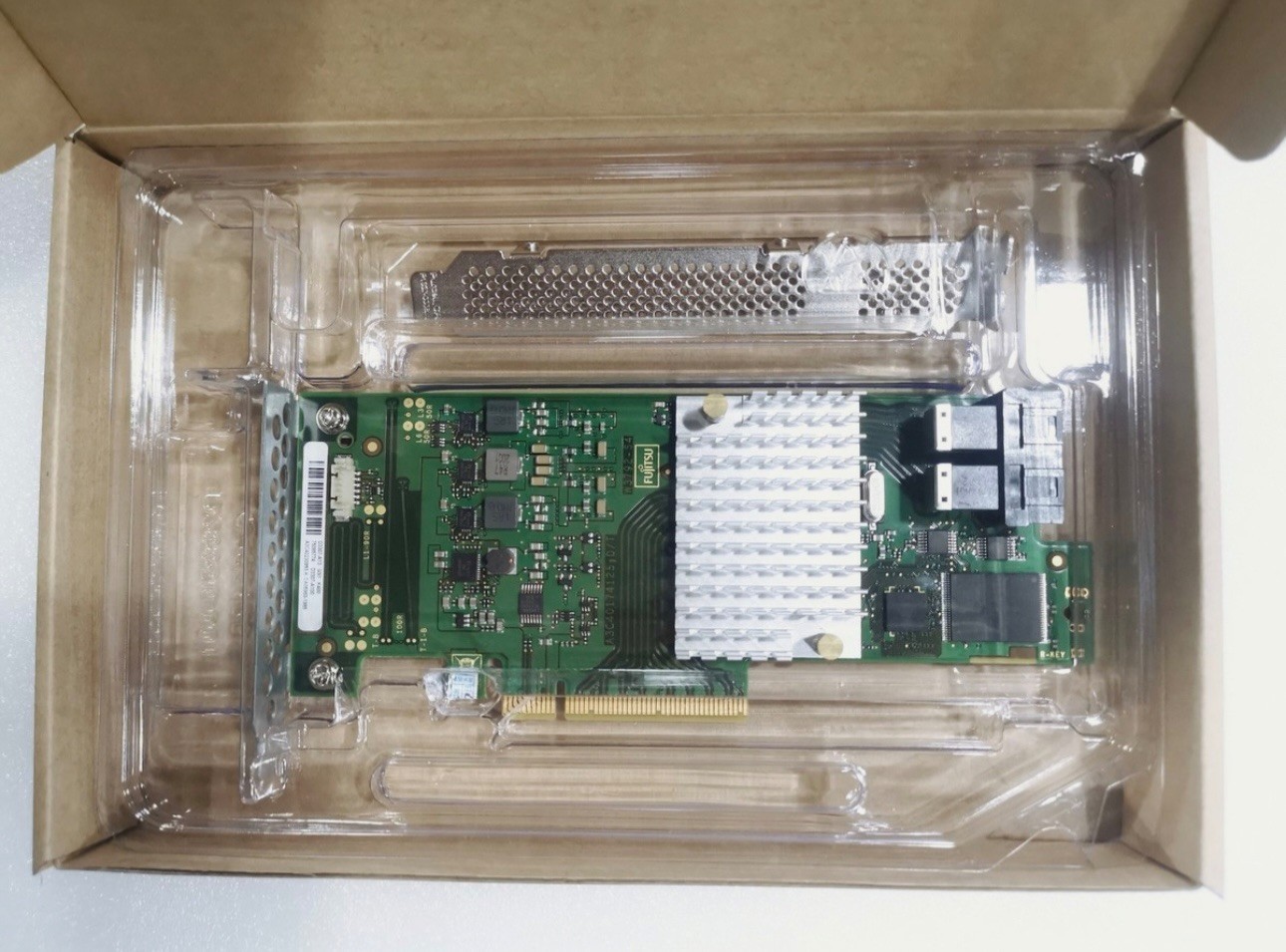 Fujitsu 9300-8i SAS HBA 12Gbps PCIe IT Mode LSI SAS3008 for Server Storage