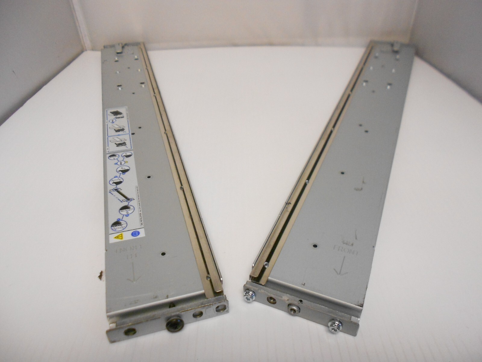 Sun Oracle DE2-24C DE2-24P Storage Expansion Array Rail Kit Rails 7063682