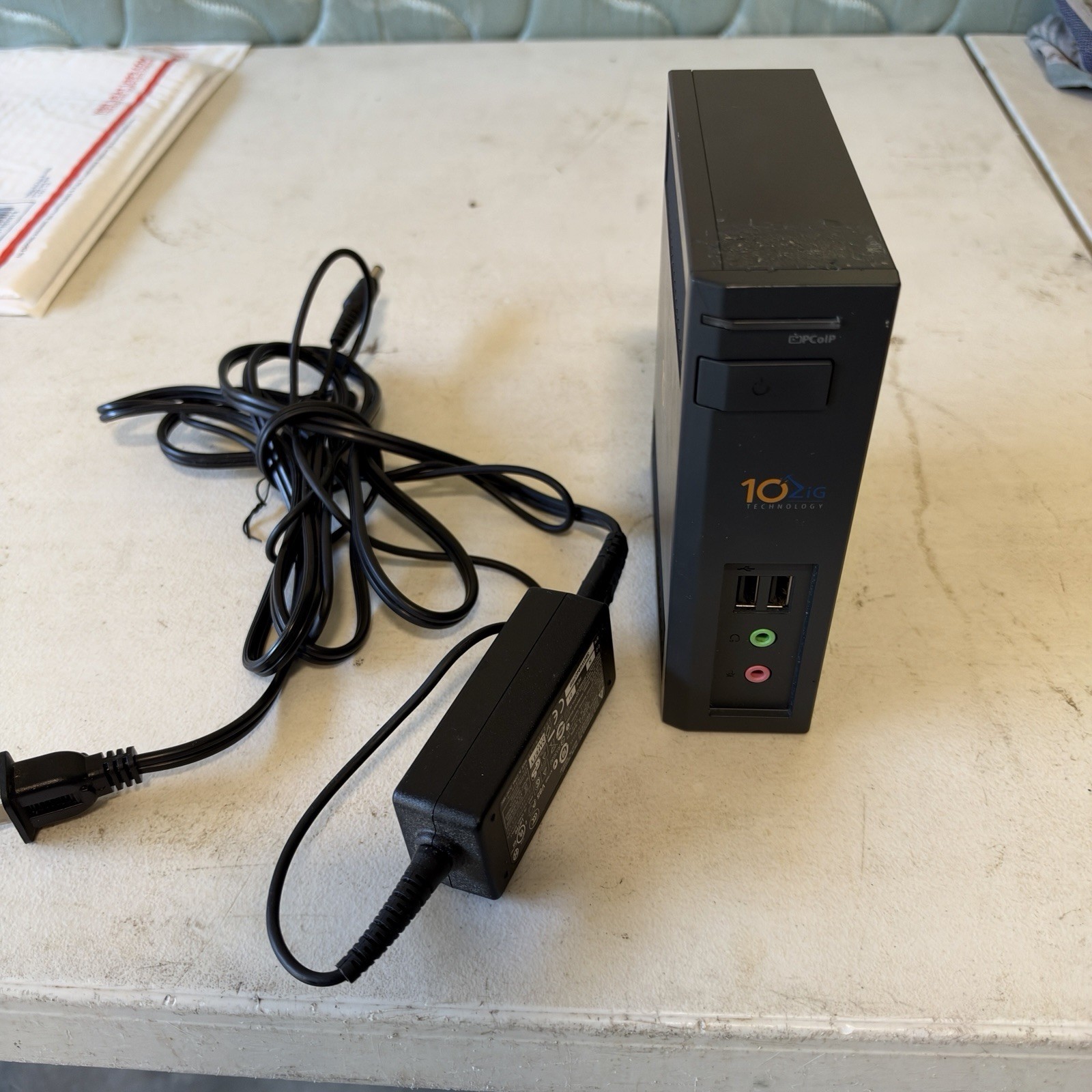10Zig V1200-P PCoIP Zero Client 4 x USB + RJ45 DVI-D DVI-I 293D w/power Cord
