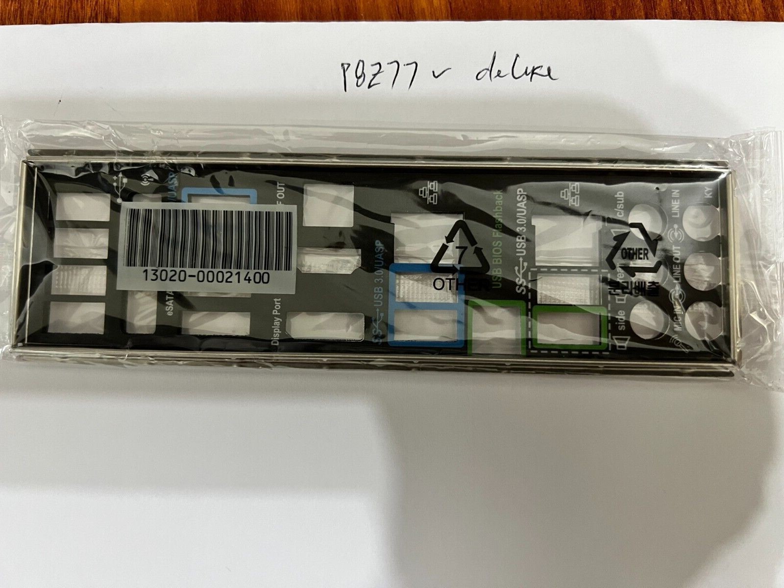 ASUS P8Z77V DELUXE , P8Z77-V DELUXE  IO SHIELD BACK PLATE ( INSULATED) ORIGINAL 