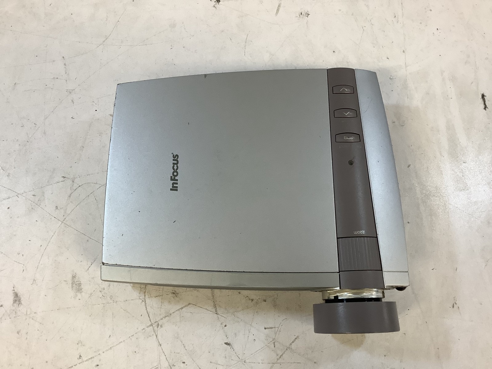 InFocus LP130 DLP Portable Projector, Silver "U2A"