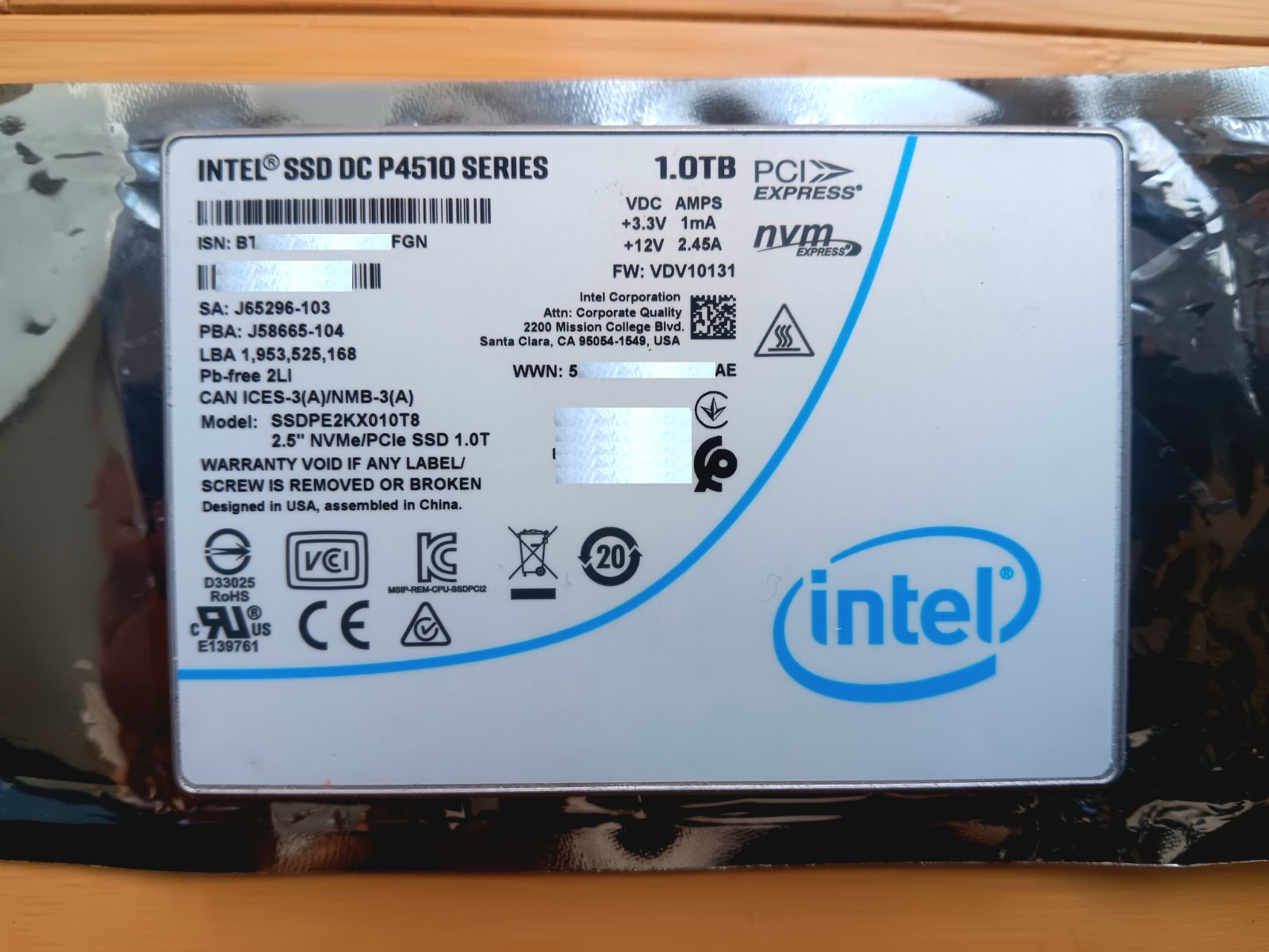 Intel DC P4510 1TB PCIe 3.1 x4 NVMe SSD 1.0tb (SSDPE2KX010T8- SSDPE2KX010T801
