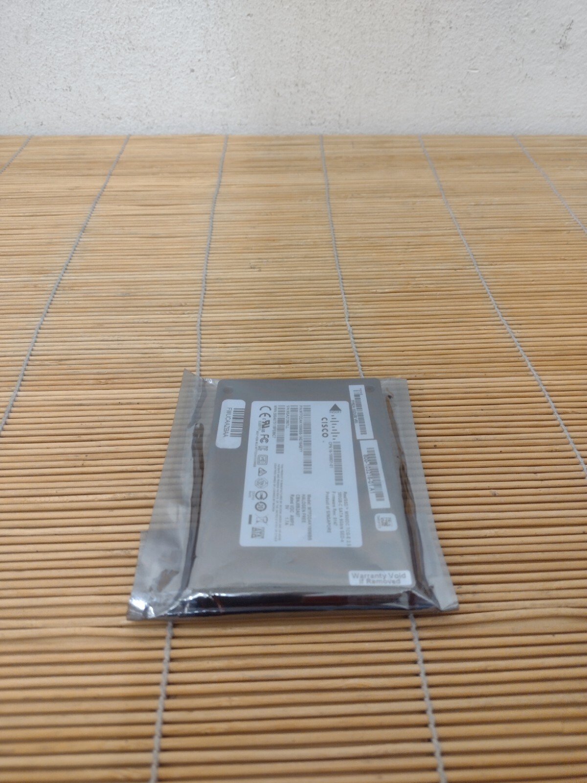 Cisco FPR2K-SSD100 Firepower 2000 Series SSD for FPR-2110/2120 in antistatic bag