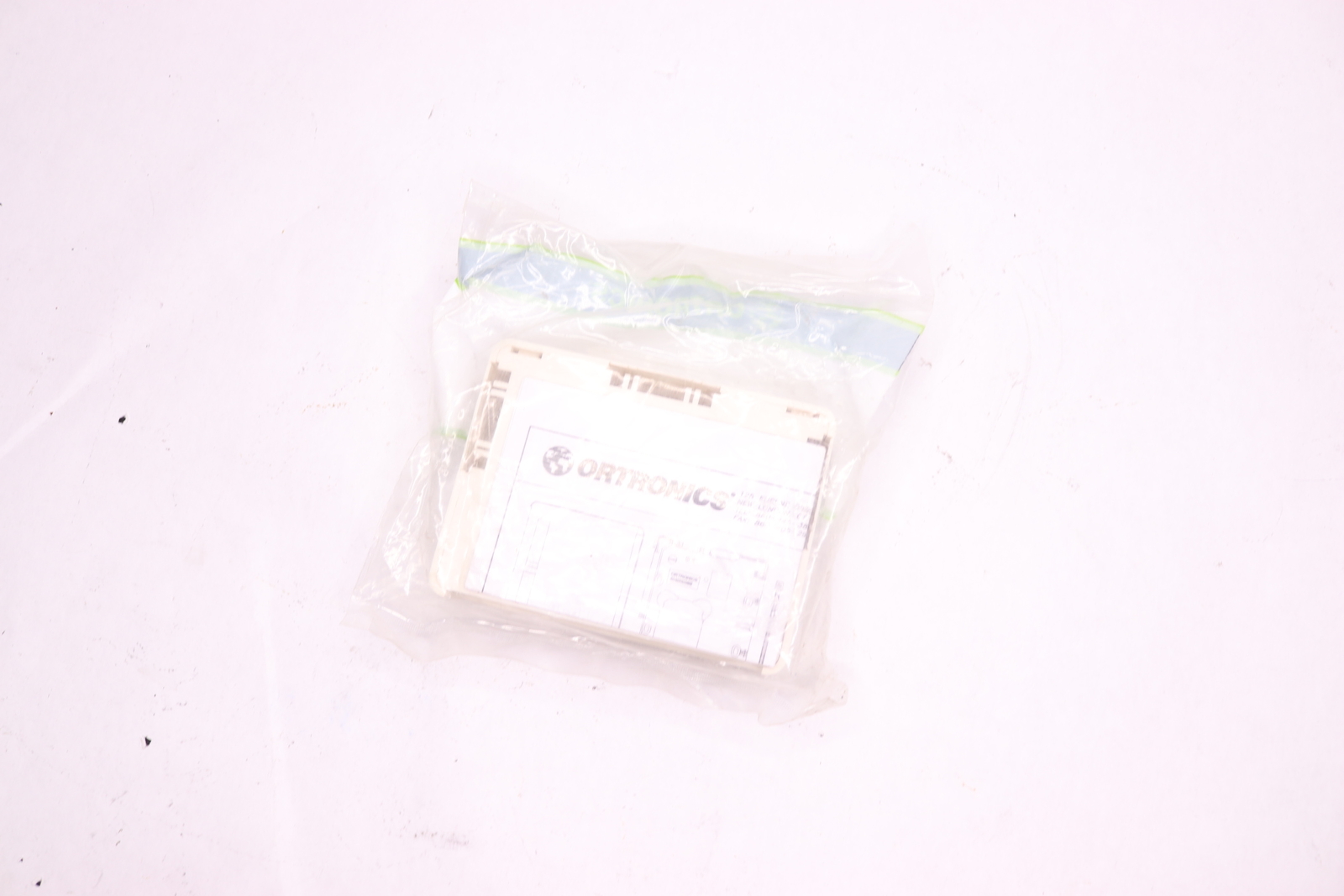 Ortronics TracJack 4-Port Surface Mount Box Fog White OR-404TJ4