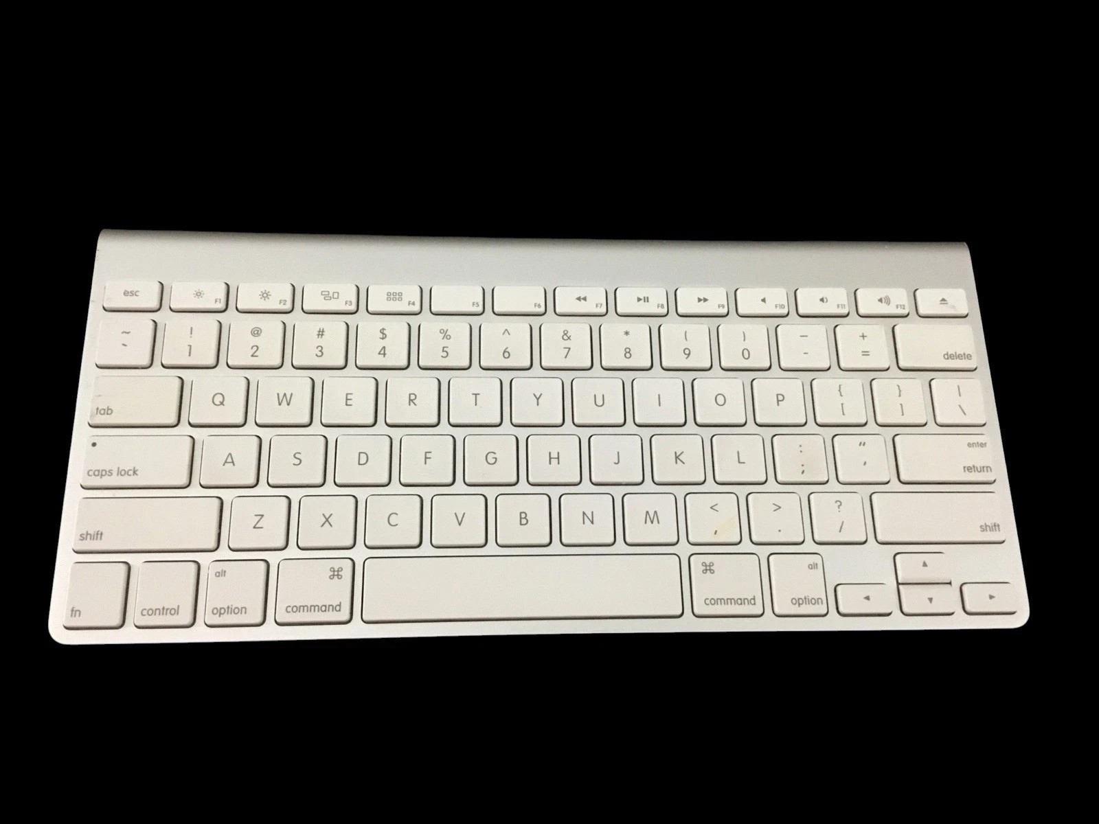 Apple A1314 Bluetooth Wireless Silver Slim Mini Keyboard laptop iMac USA 