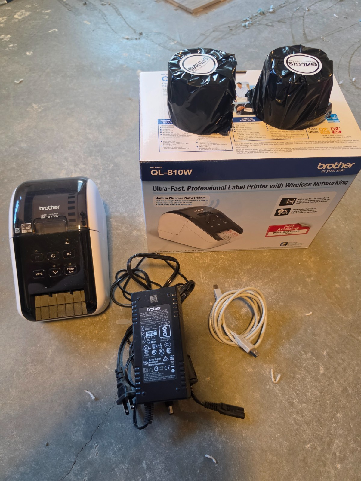 Brother QL-810W Desktop Direct Thermal Wireless Printer W/ 3 Rolls Of Labels