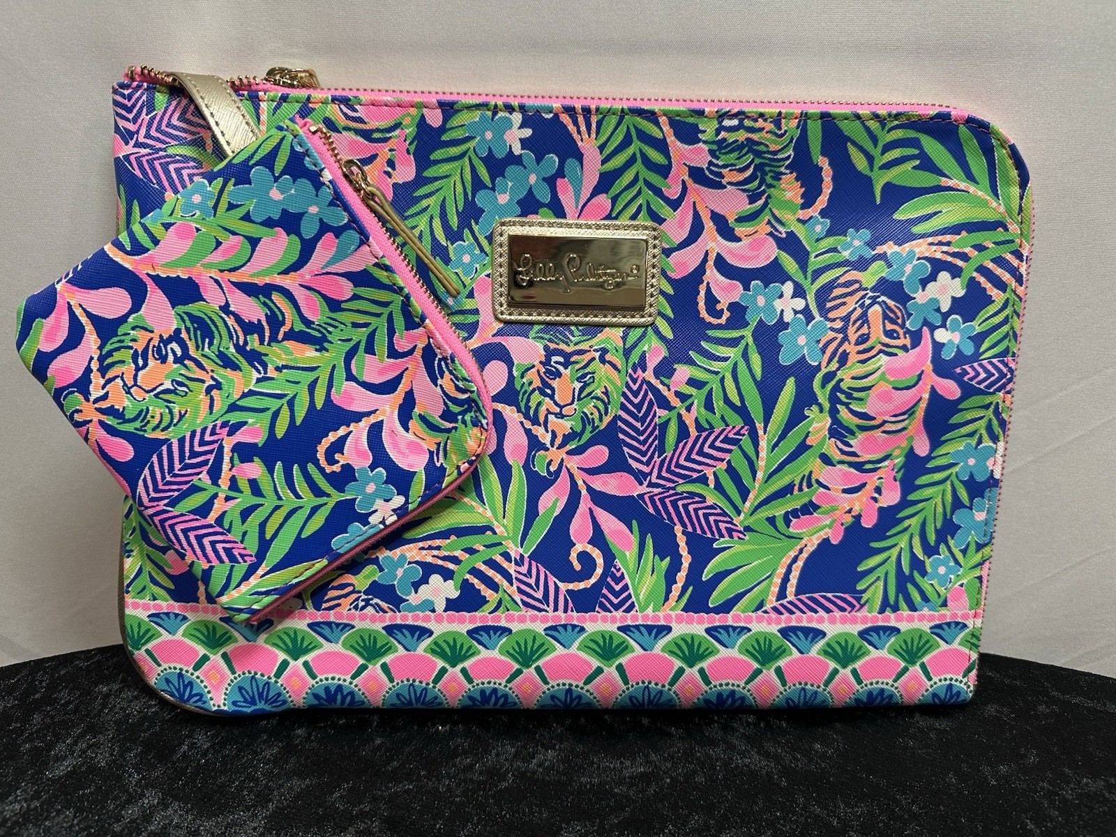 Lilly Pulitzer Splendor In The Sand Tech/Cosmetics Pouch Bag Set Lap Top