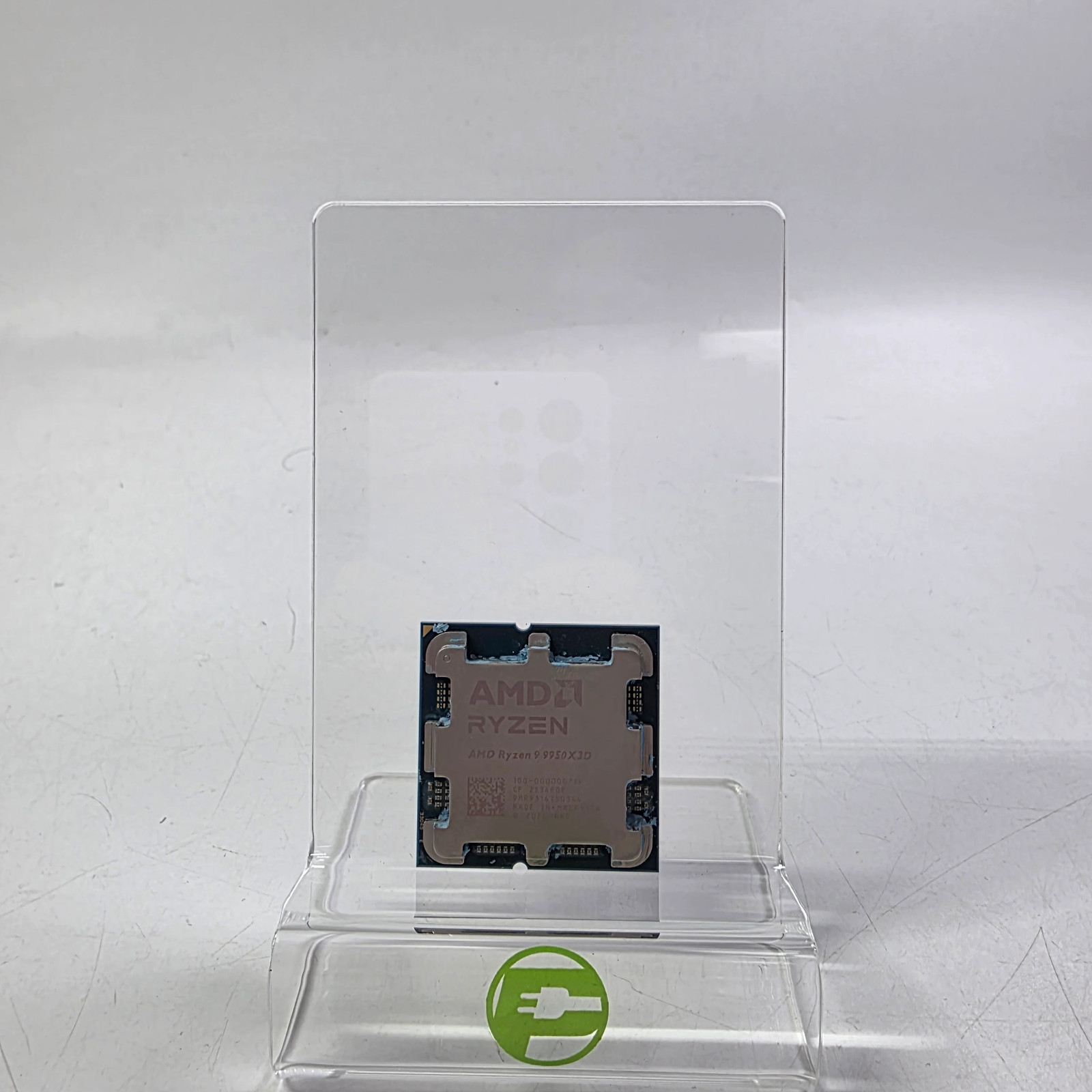 AMD Ryzen 9 9950X3D 4.30 GHz 16 Core 100-000000719 32 Thread AM5