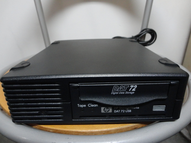 HP DW027A DW027-60005  STORAGEWORKS DAT72 USB EXTERNAL dw027-69201 393491-001