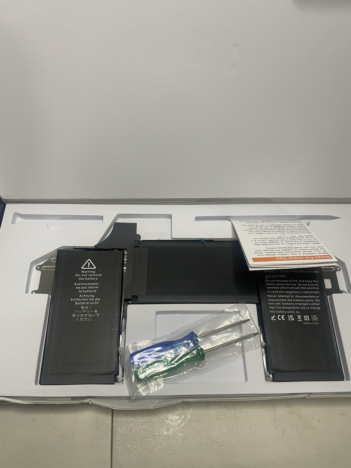 Mac Book Air Battery A2389