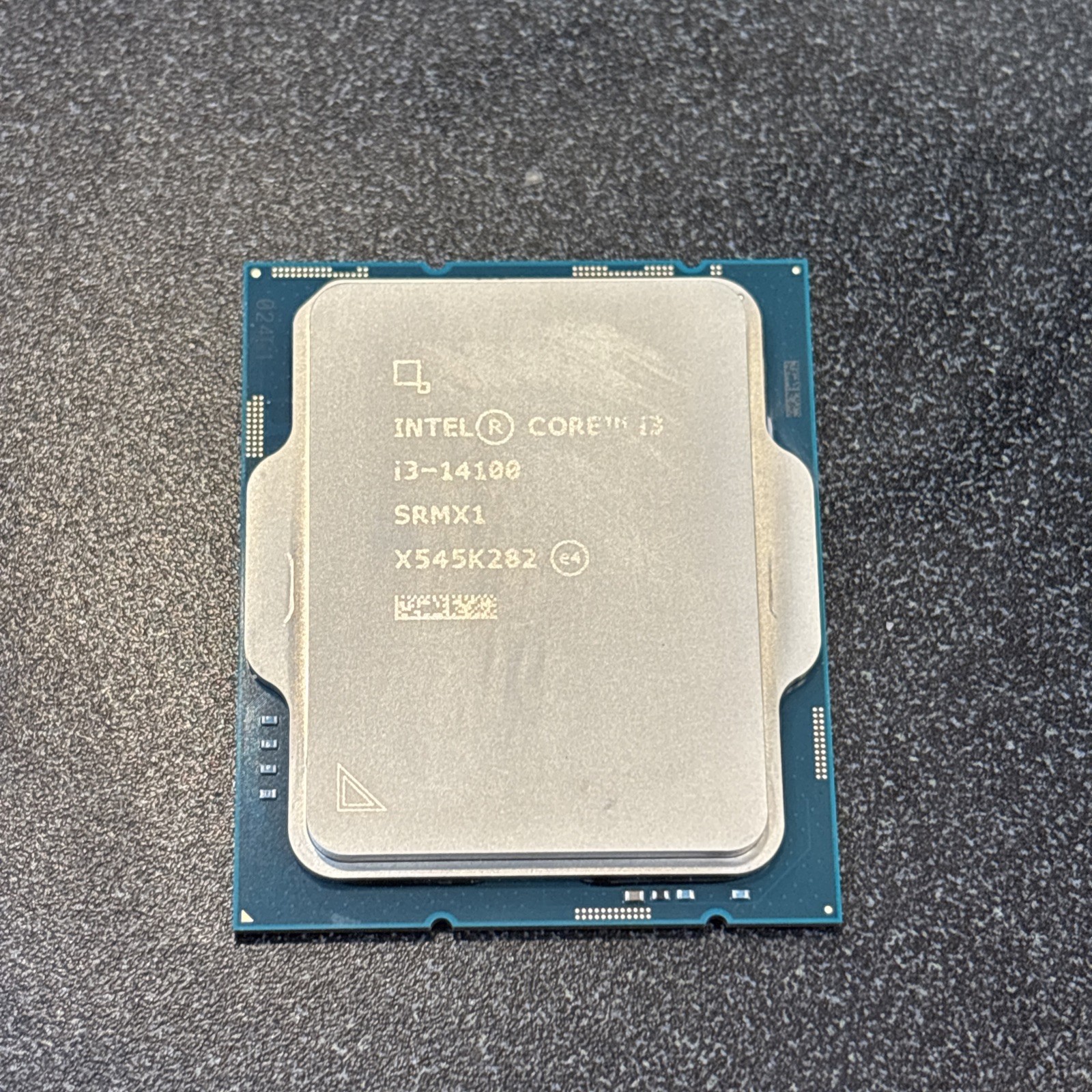Intel SRMX1 Core i3-14100 @ 3.50 GHz Quad-Core Desktop CPU Plus HEAT SINK