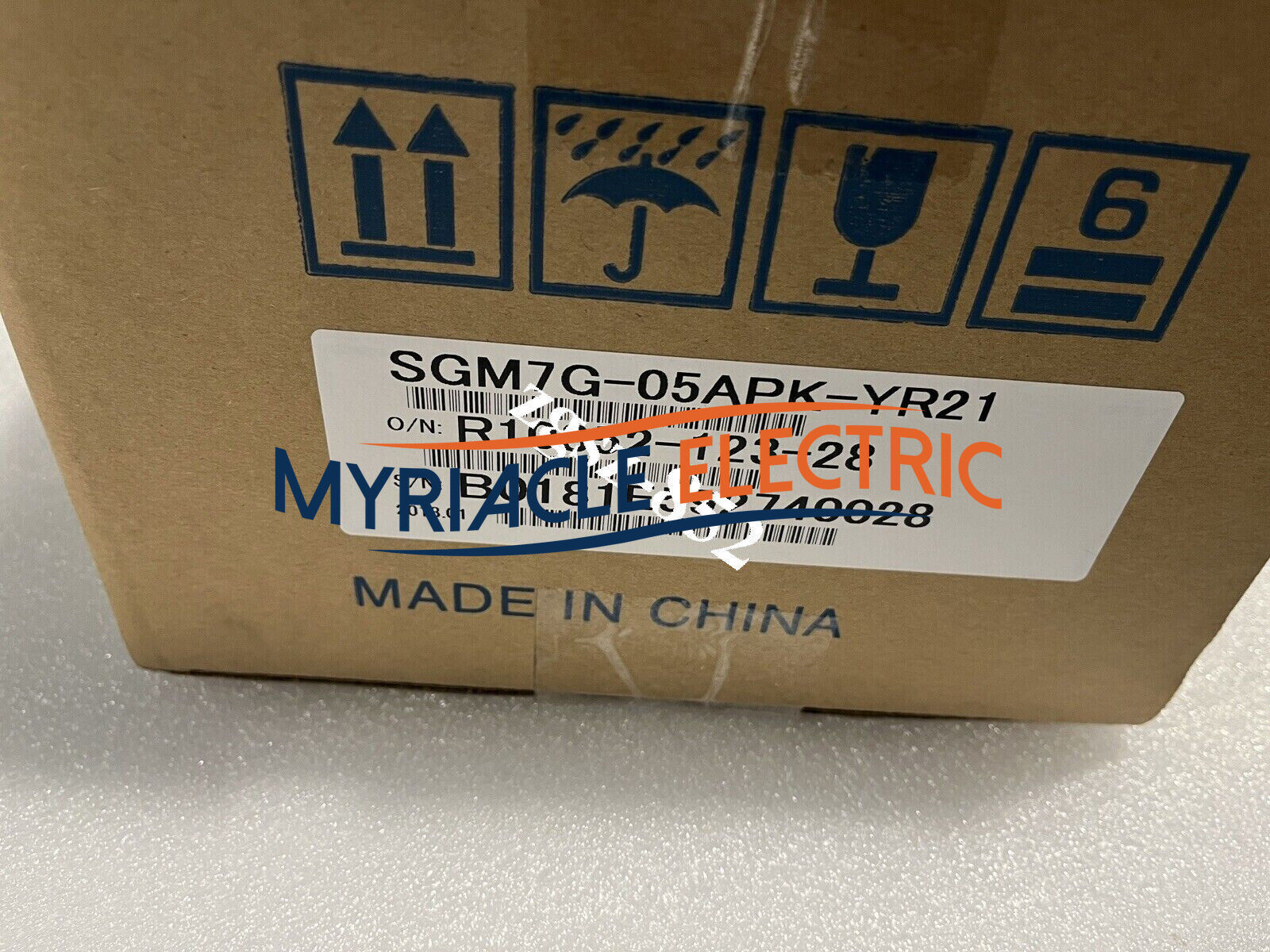 1PC YASKAWA SGM7G-05APK-YR21 Servo Motor SGM7G05APKYR21 NEW Fast FedEx or DHL