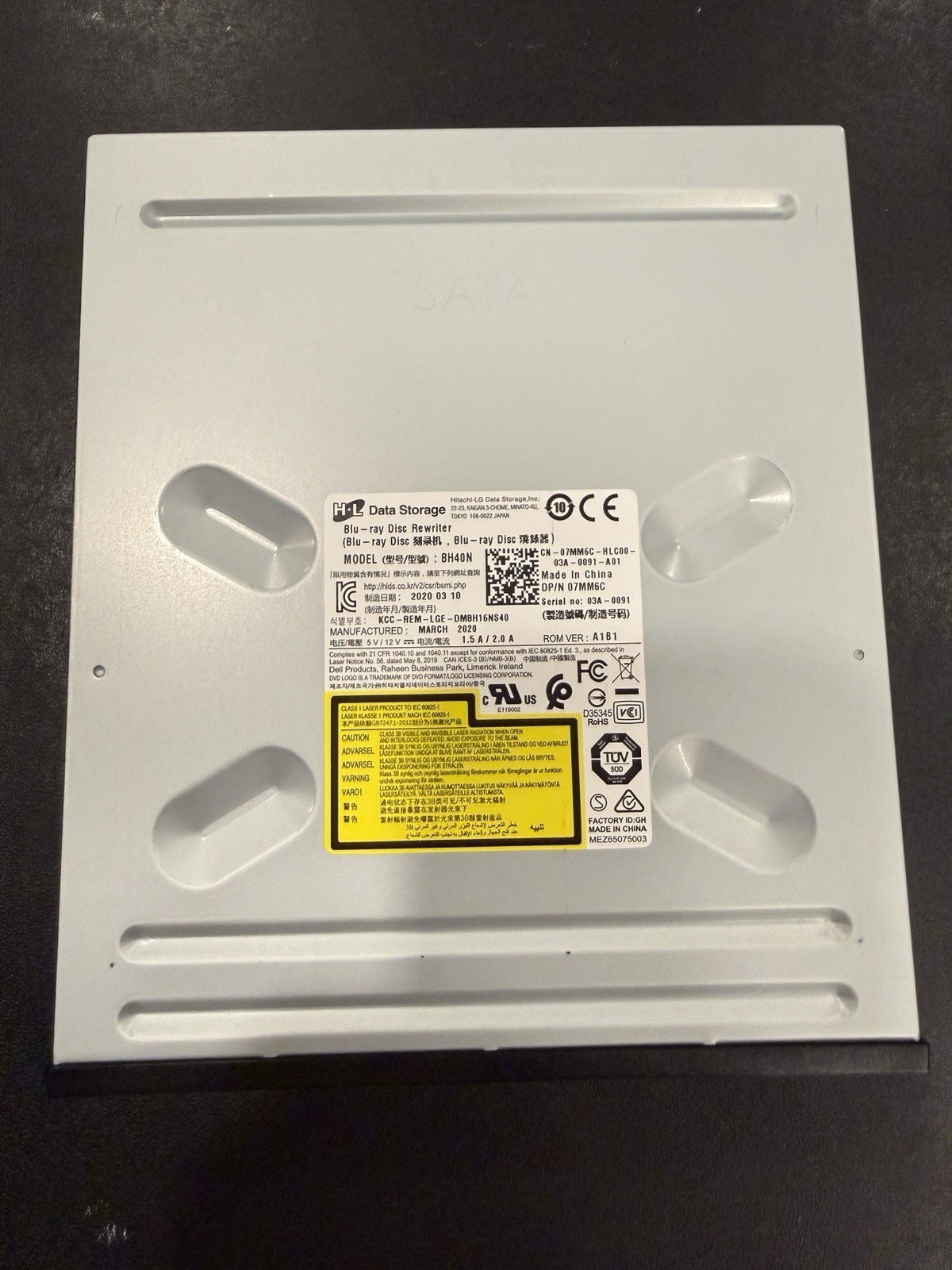 Hitachi LG Data Storage BH40N Blu-Ray Disc Re-Writer SATA Dell 07MM6C