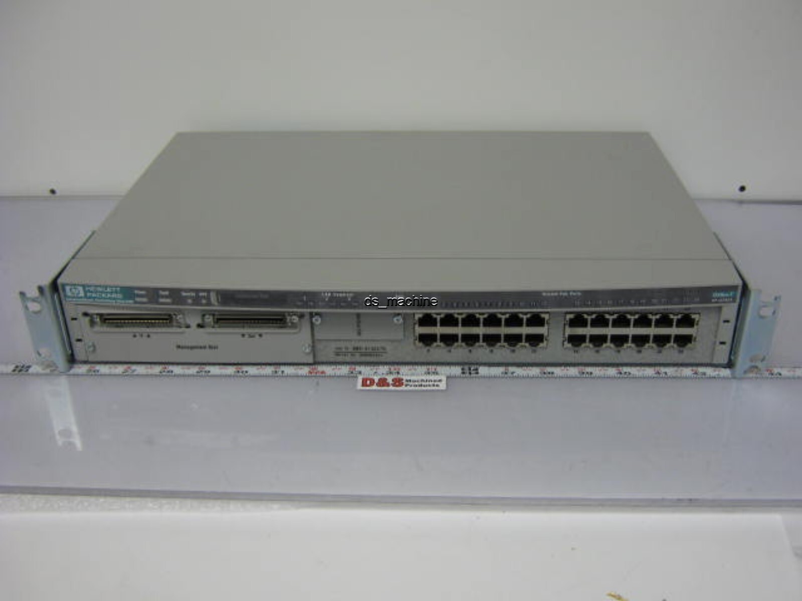 Hewlett Packard J3202A AdvanceStack Switching Hub-24R 24 Port Switch