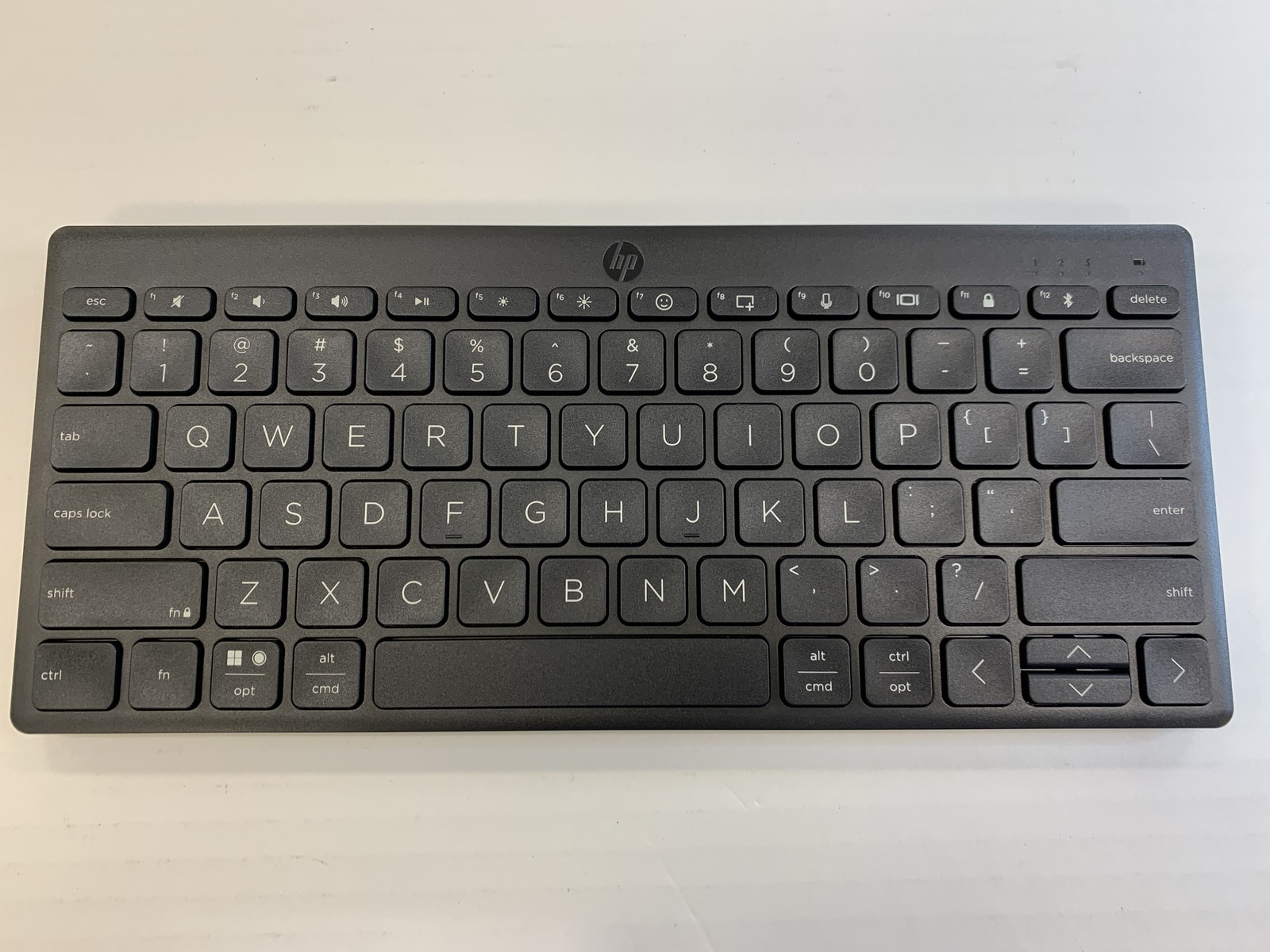 692S9AA#ABL HP 355 Compact Multi-Device Bluetooth Keyboard