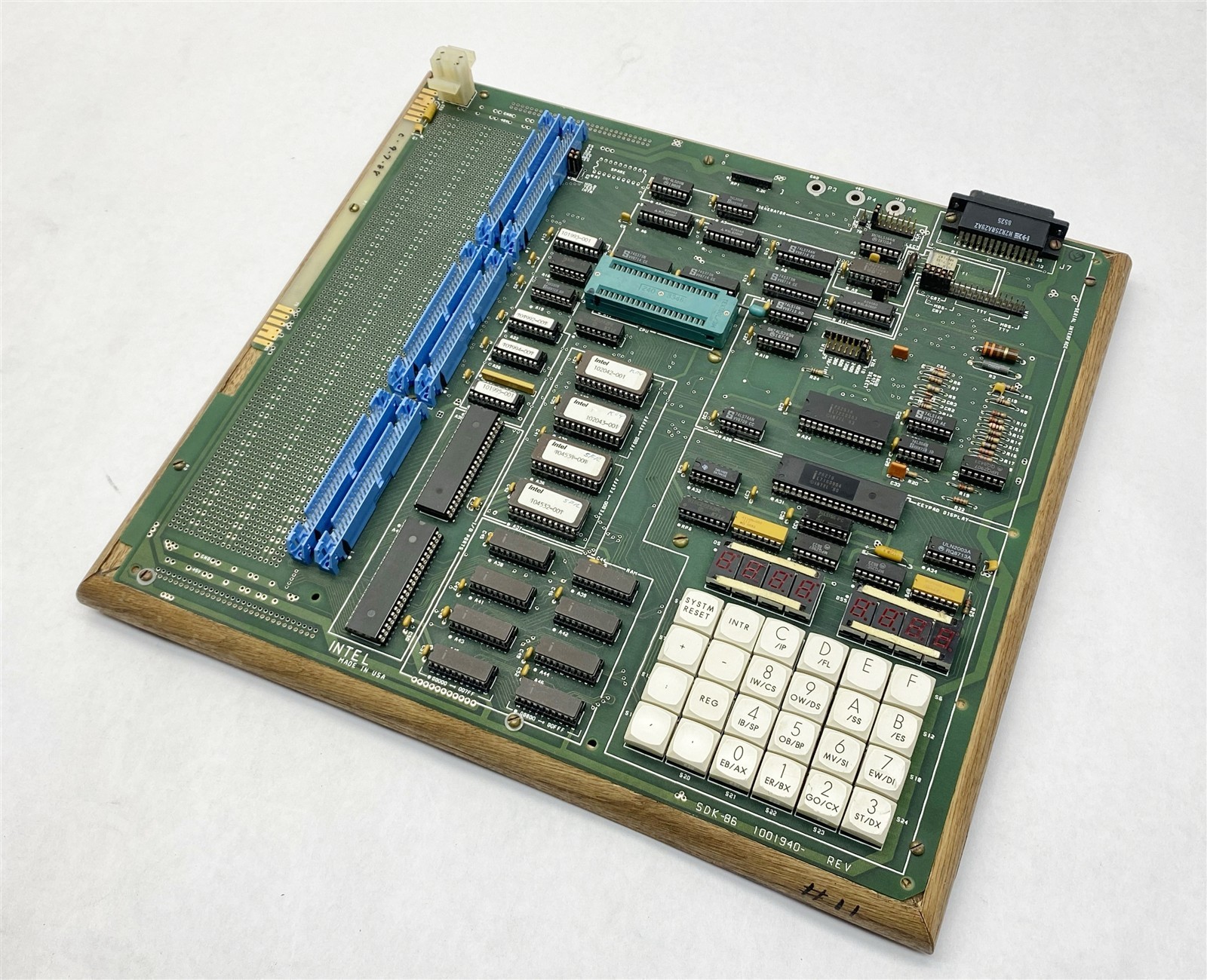 Intel SDK-86 System Design Kit Single Board Computer w/ P8255A D2142 Vintage