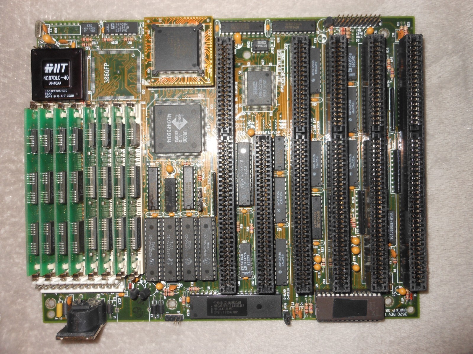 DataExpert UNICHIP-386WB ISA Motherboard + Am386DX 40MHz + 4C87DLC-40 + 8MB RAM