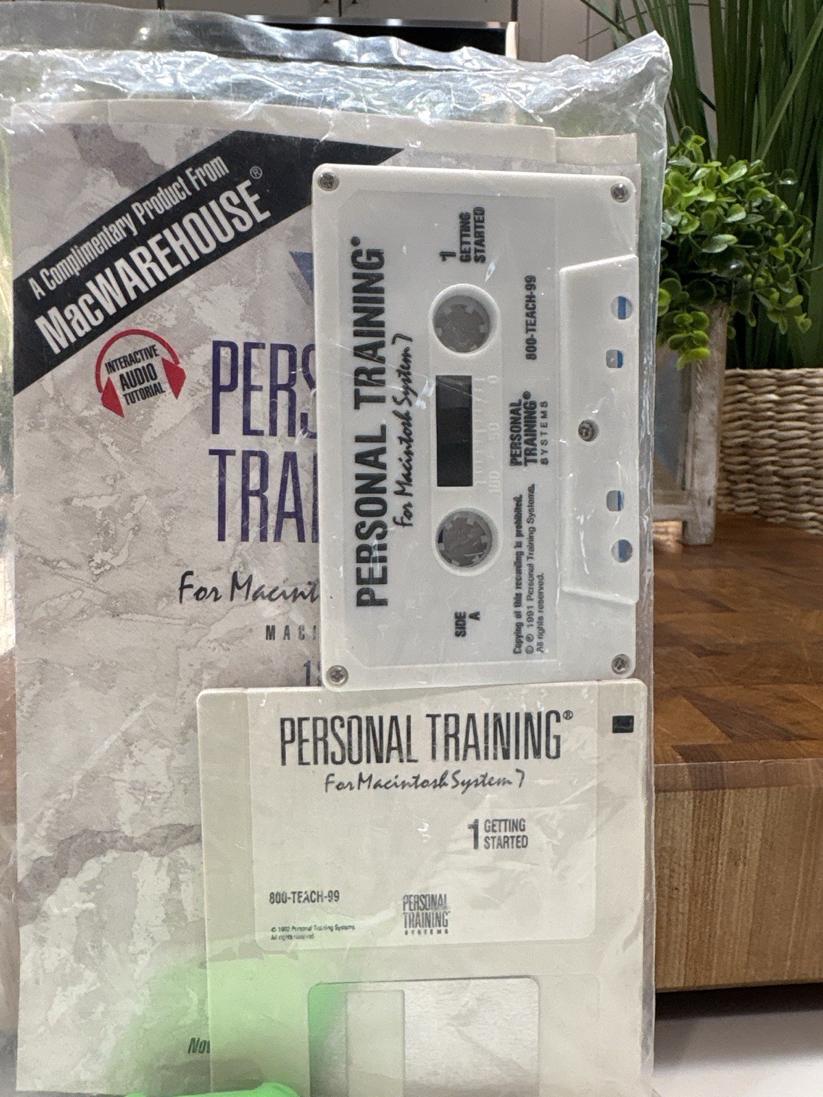 Vtg Macintosh System 7 Personal Training Cassette MacWarehouse Audio Kit Sealed