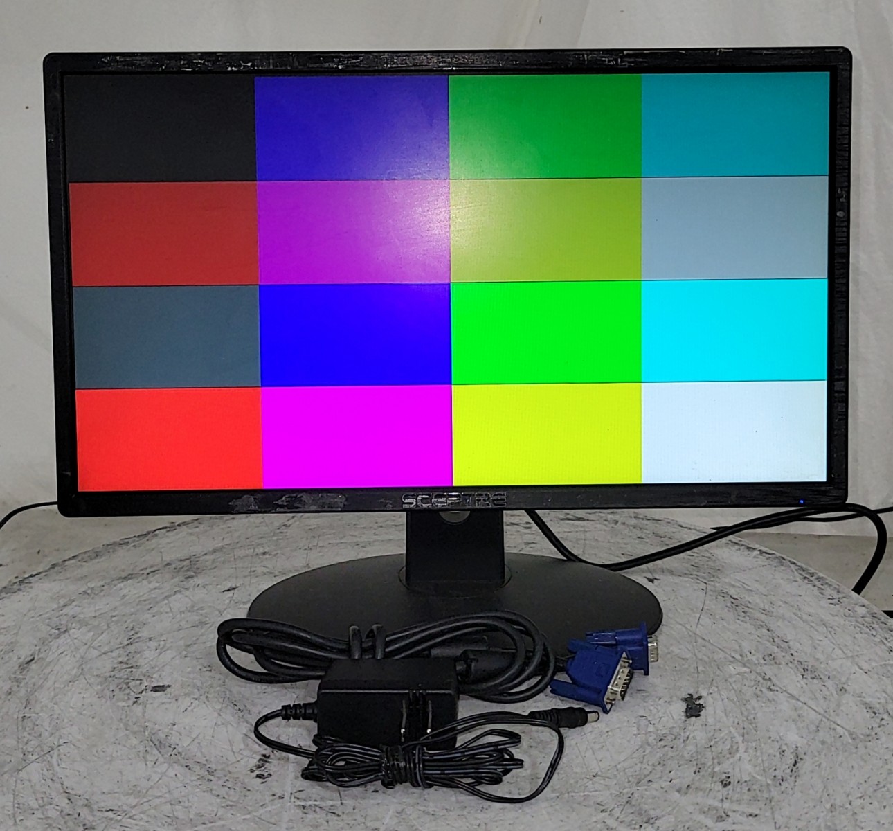 HP P221 C9E49A 21"LCD LED Monitor VGA HDMI SEE NOTES