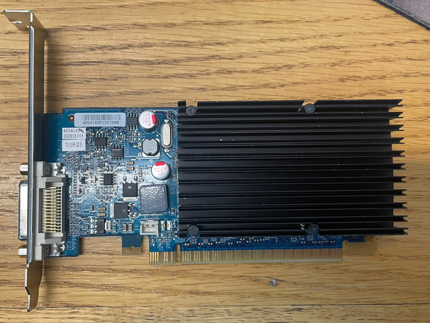 PNY GeForce 8400GS 512MB PCI Express Low Profile Video Card VCG84DMS5R3SXPB