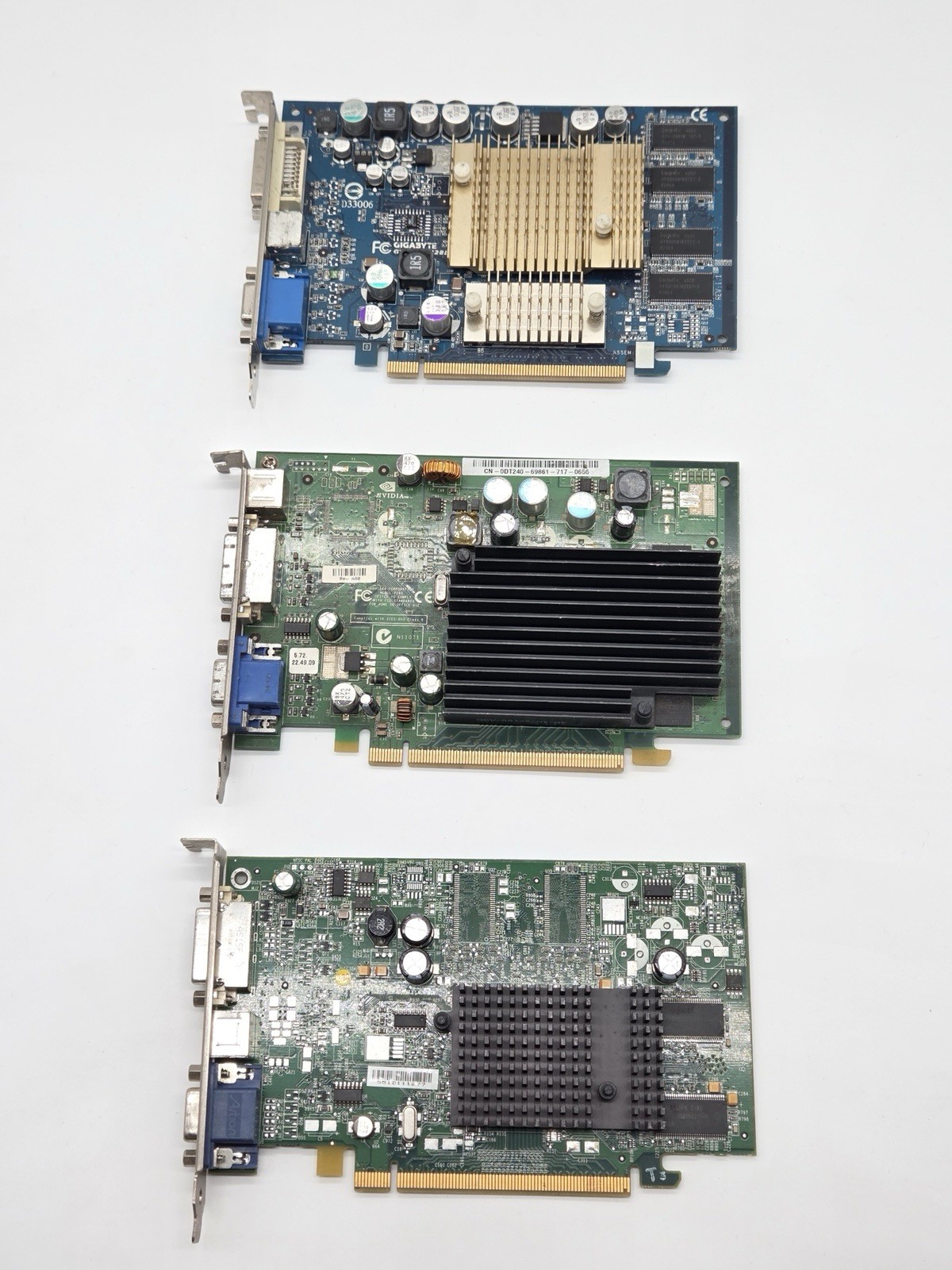 Lot Of Untested PCIe Graphics Cards Dell NVIDIA P280 GeForce 7300 + Gigabyte GV