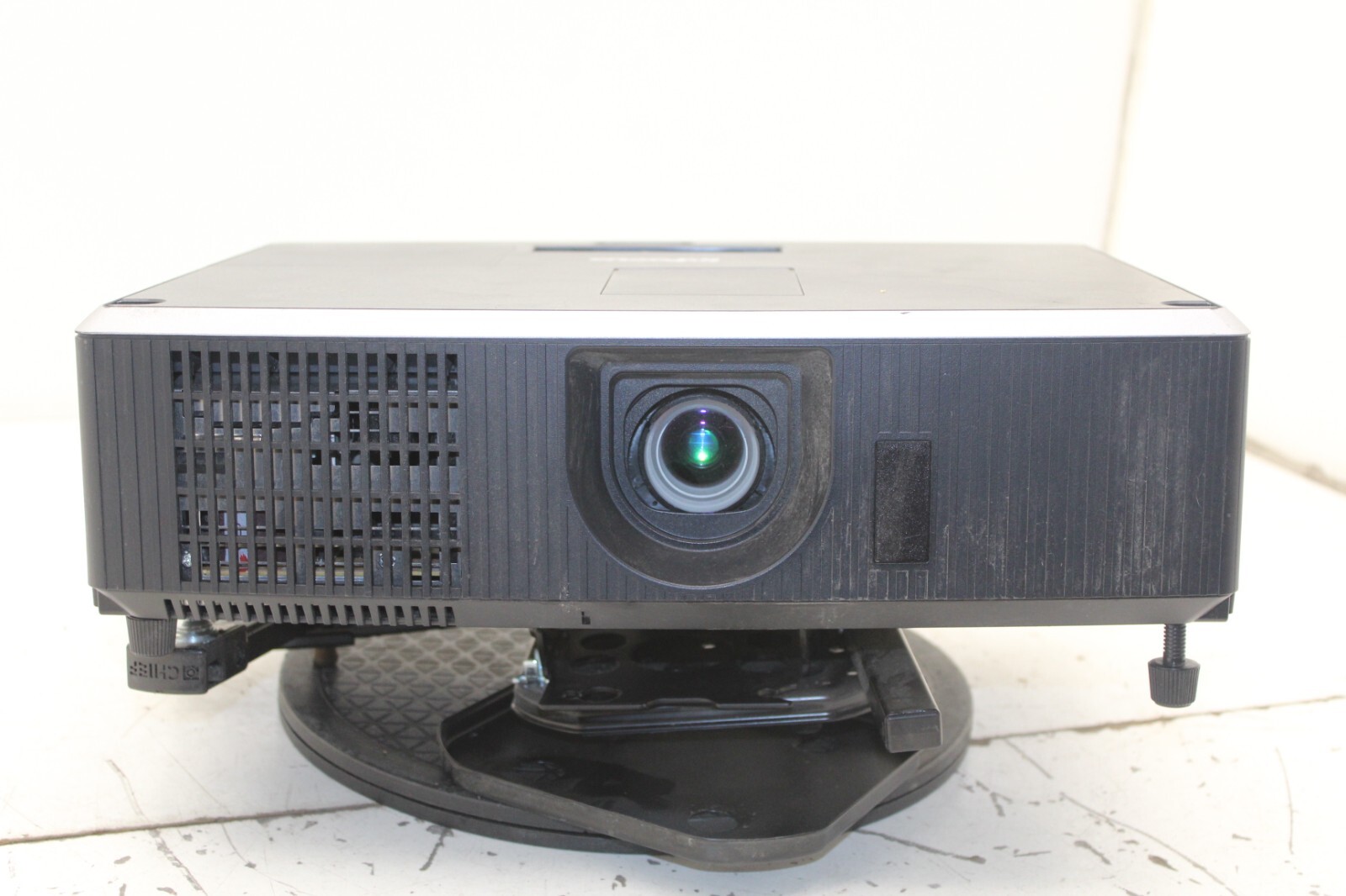 InFocus IN5122 Projector, XGA Conference Room Projector 4000 Lumens 3LCD