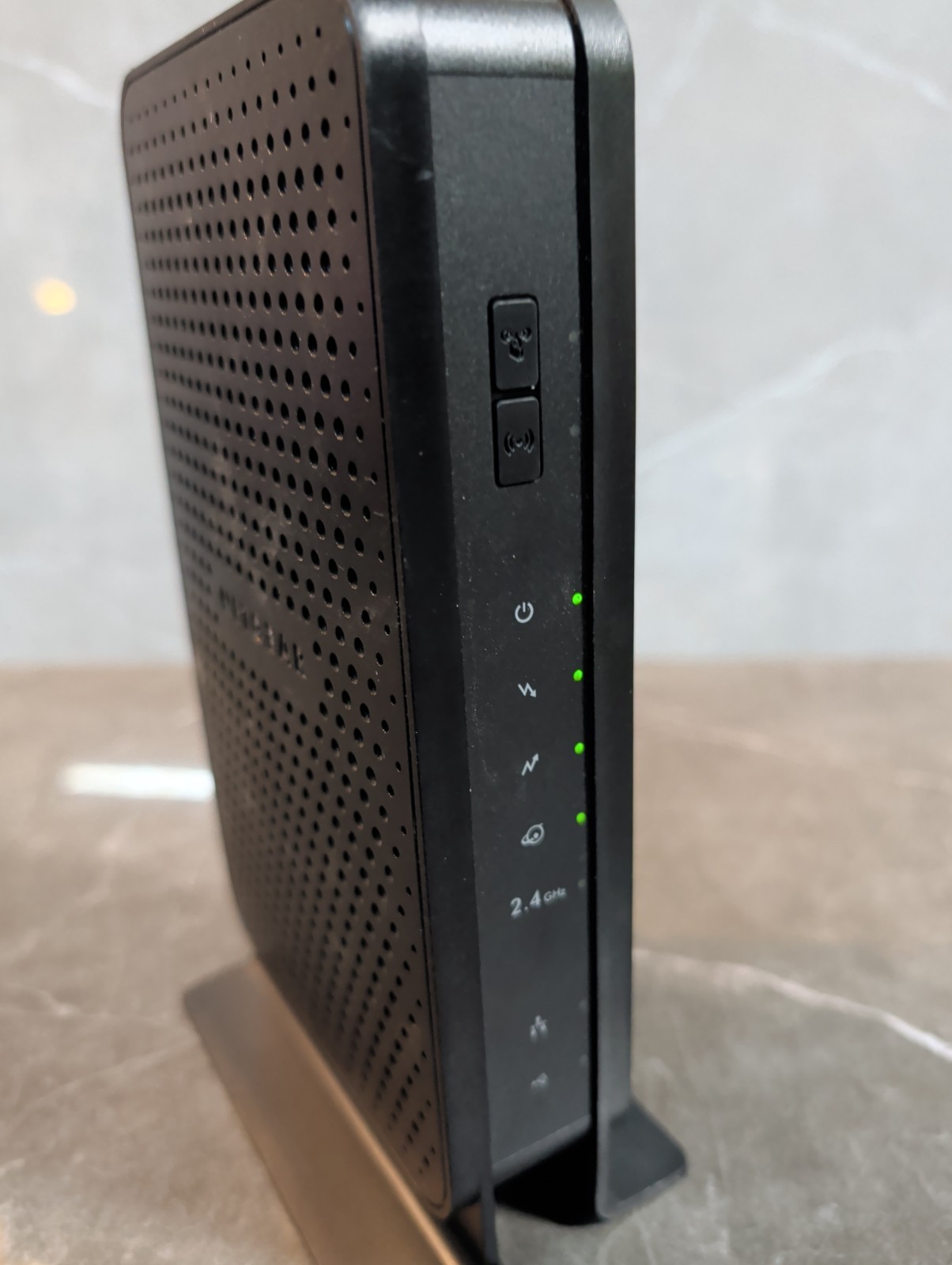 NETGEAR N300 Wi-Fi DOCSIS 3.0 Cable Modem Router (C3000)