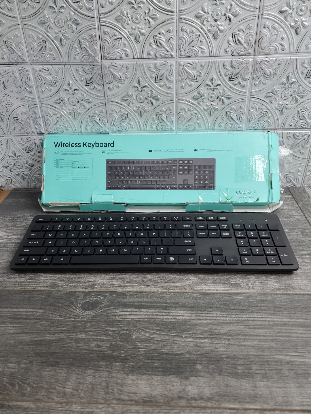 Logitech KM690 Bluetooth Wireless Keyboard