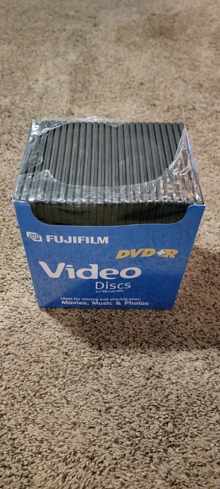 Fujifilm 25 Pack DVD+R Video Discs. 4.7GB /Go 120 min. For Movies, Music, Photos