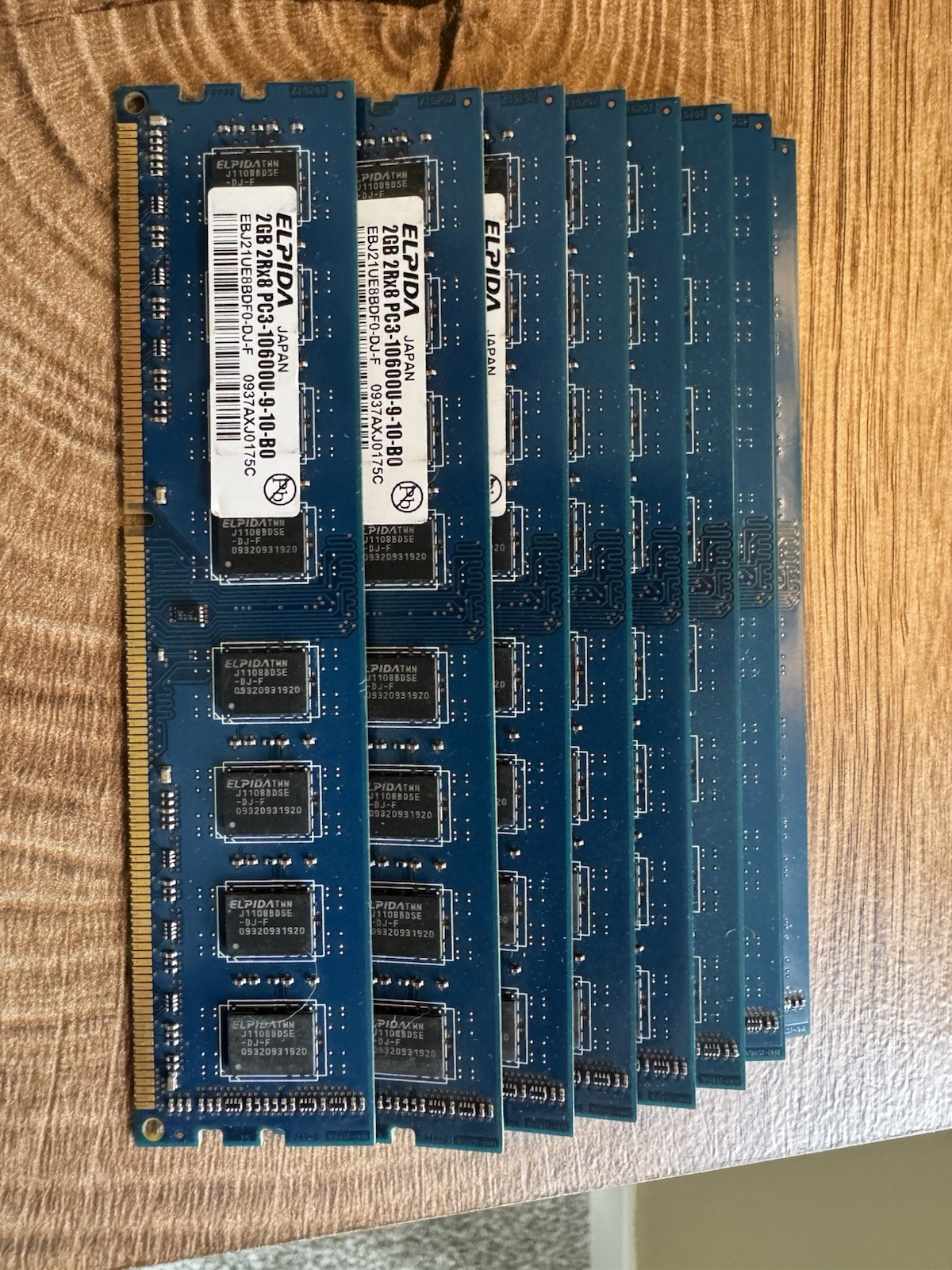 Elpida PC3-10600U 2GB x 8 DDR3 RAM Memory