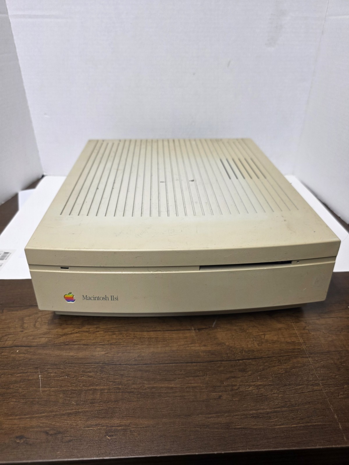 Apple Macintosh IIsi Desktop Computer M0360 Vintage UNTESTED Parts/Repair * READ
