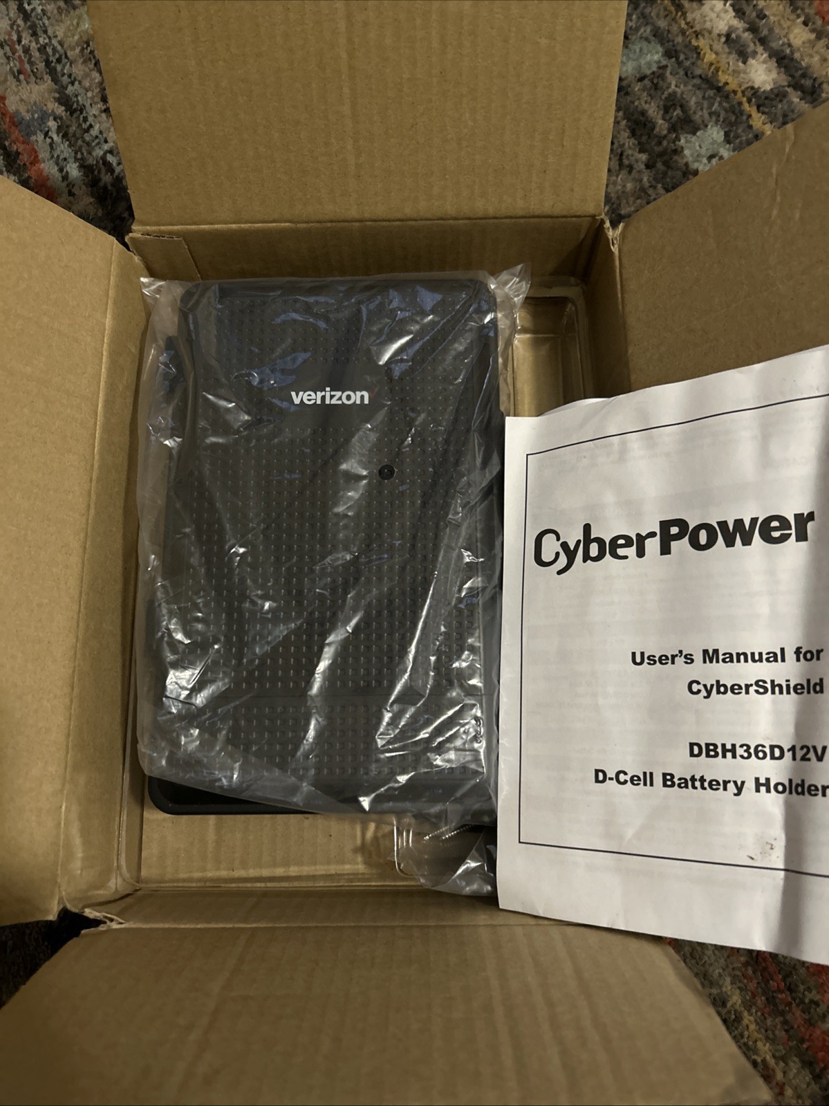 CyberPower CyberShield DBH36D12V D-Cell Battery Holder Supply Adapter Verizon
