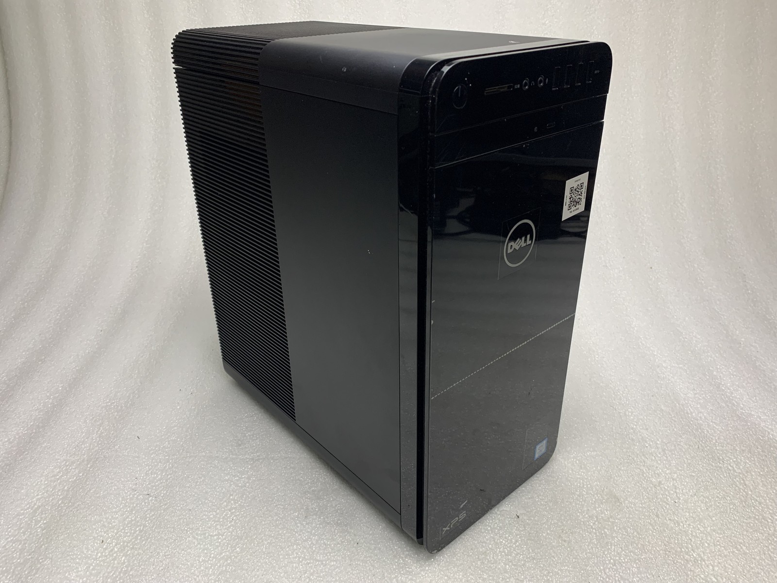 Dell XPS 8920 Intel Core i7-7700 3.6GHz 24GB RAM 1TB HDD 256GB SSD AMD NO OS