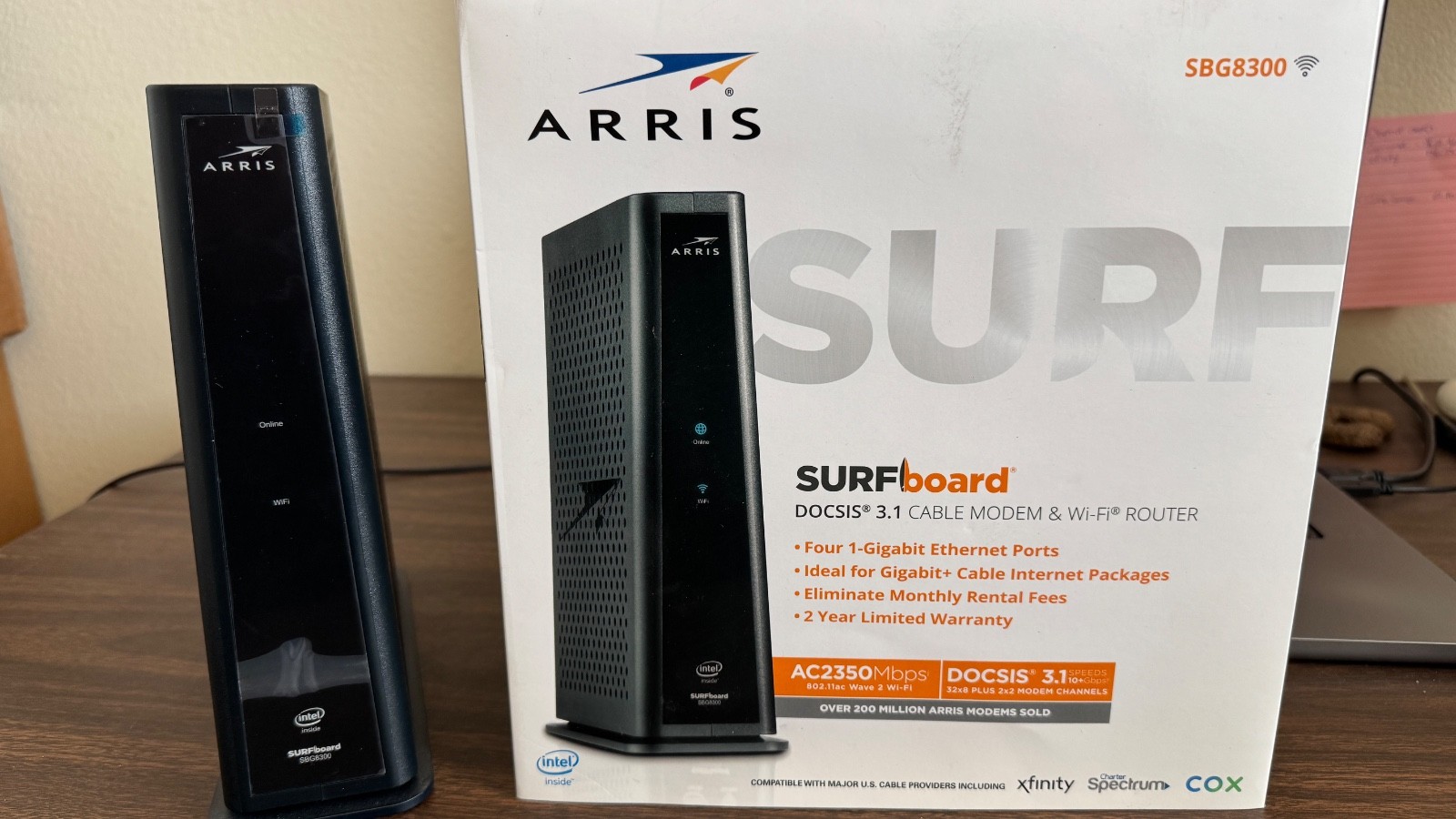 Arris SBG8300 Modem-Router Combos 0612572214626 Open Box