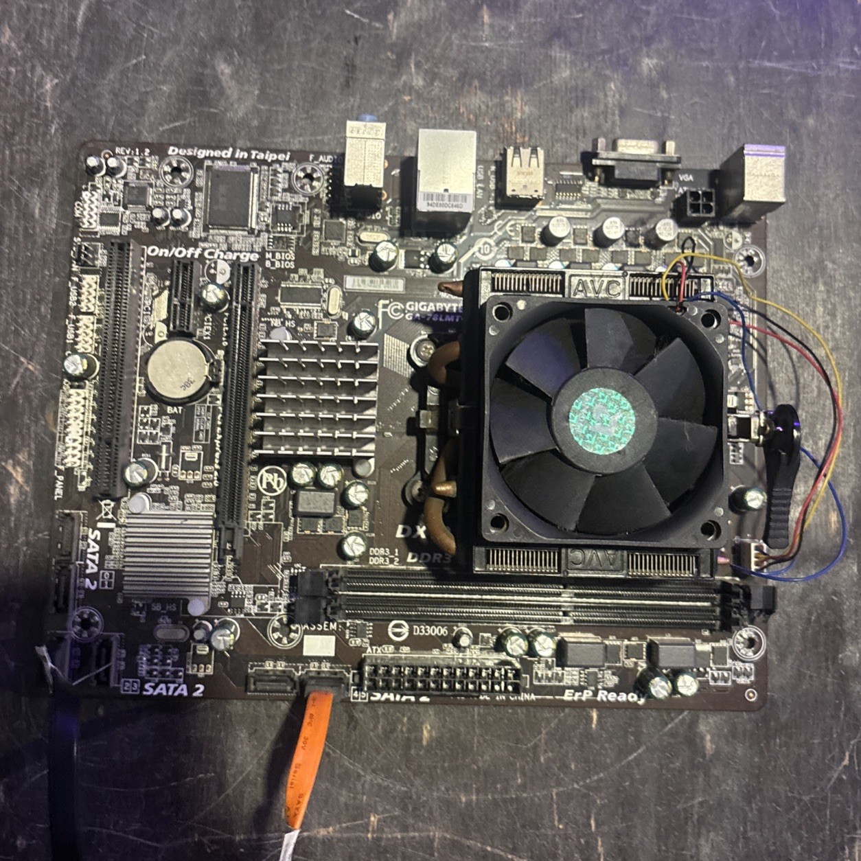 GA-78LMT-S2 Gigabyte Socket AM3+ AMD FD4300 CPU Micro-ATX System Board